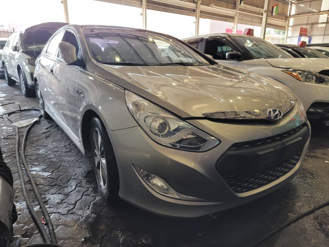 2012 HYUNDAI SONATA — 180399 KM — Lot 008648 — Main - Marhaba Auctions Used Cars - Image 4