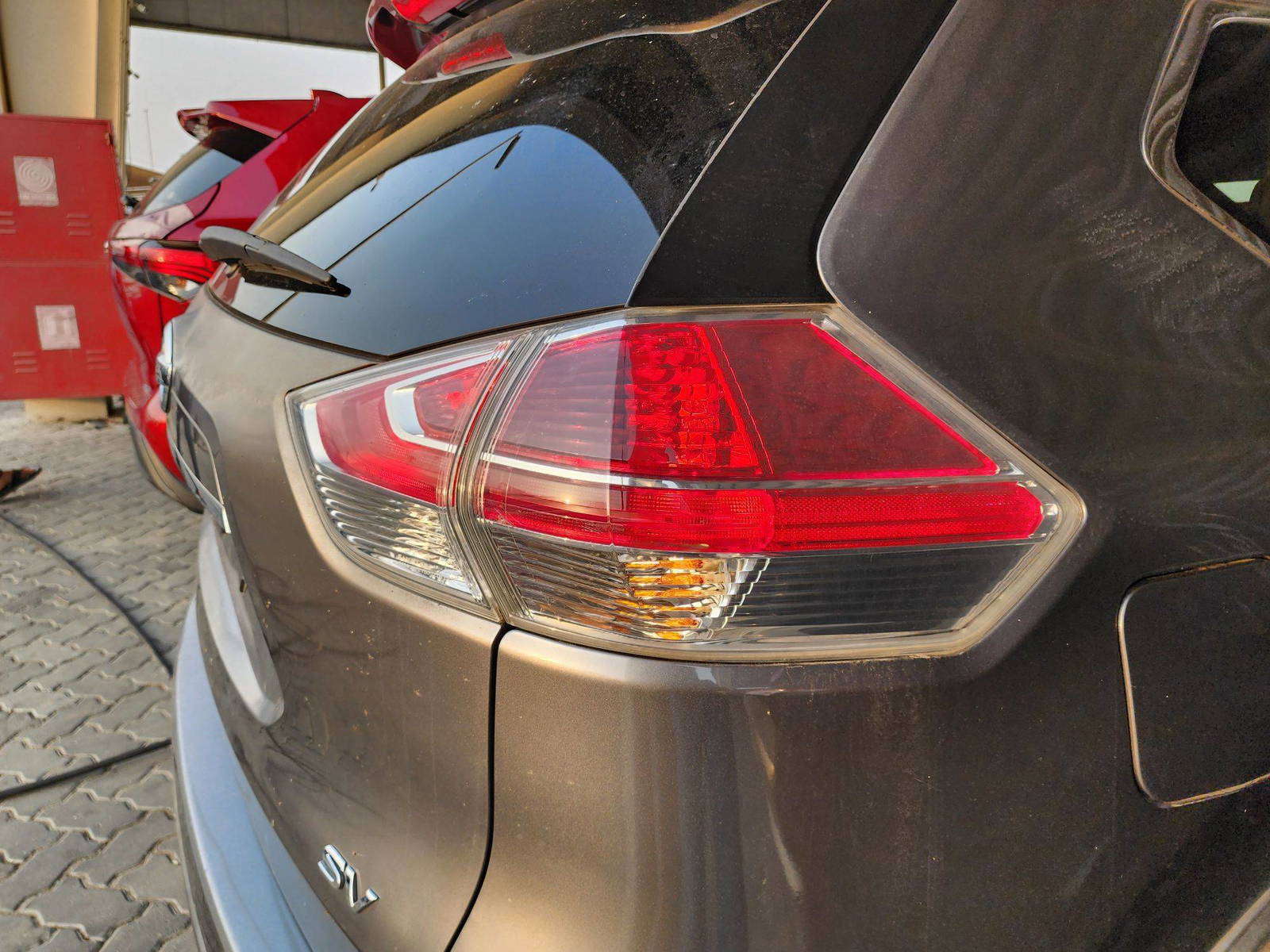 2015 NISSAN ROGUE — 158289 Miles — Lot 51611 — Souq - Marhaba Auctions Used Cars - Image 4