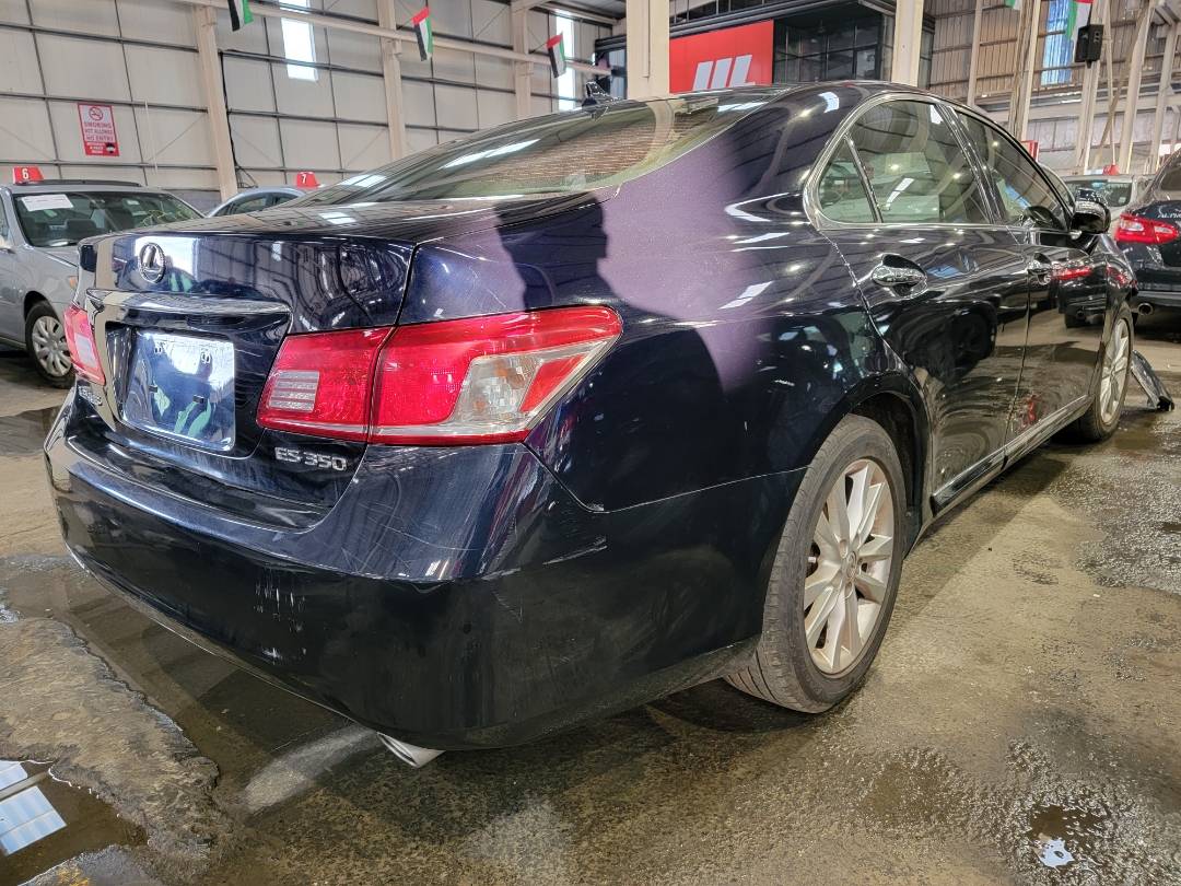 2010 LEXUS ES 350 — 128609 Miles — Lot 98582 - Marhaba Auctions Used Cars - Image 3