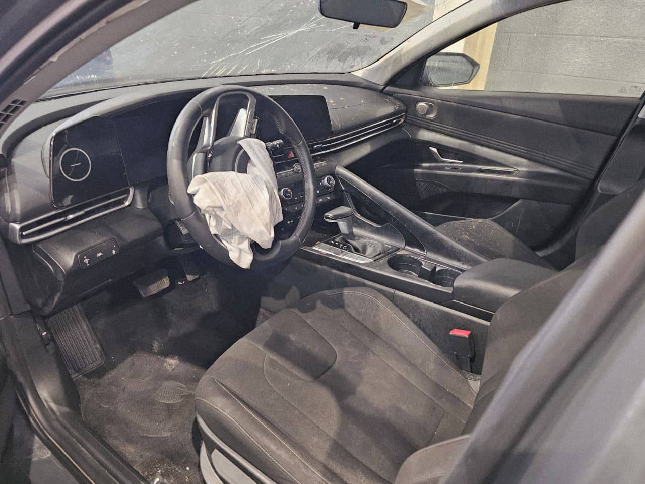 2023 HYUNDAI ELANTRA — 42953 Miles — Lot 86658354 — Al Surrah - Marhaba Auctions Used Cars - Image 9