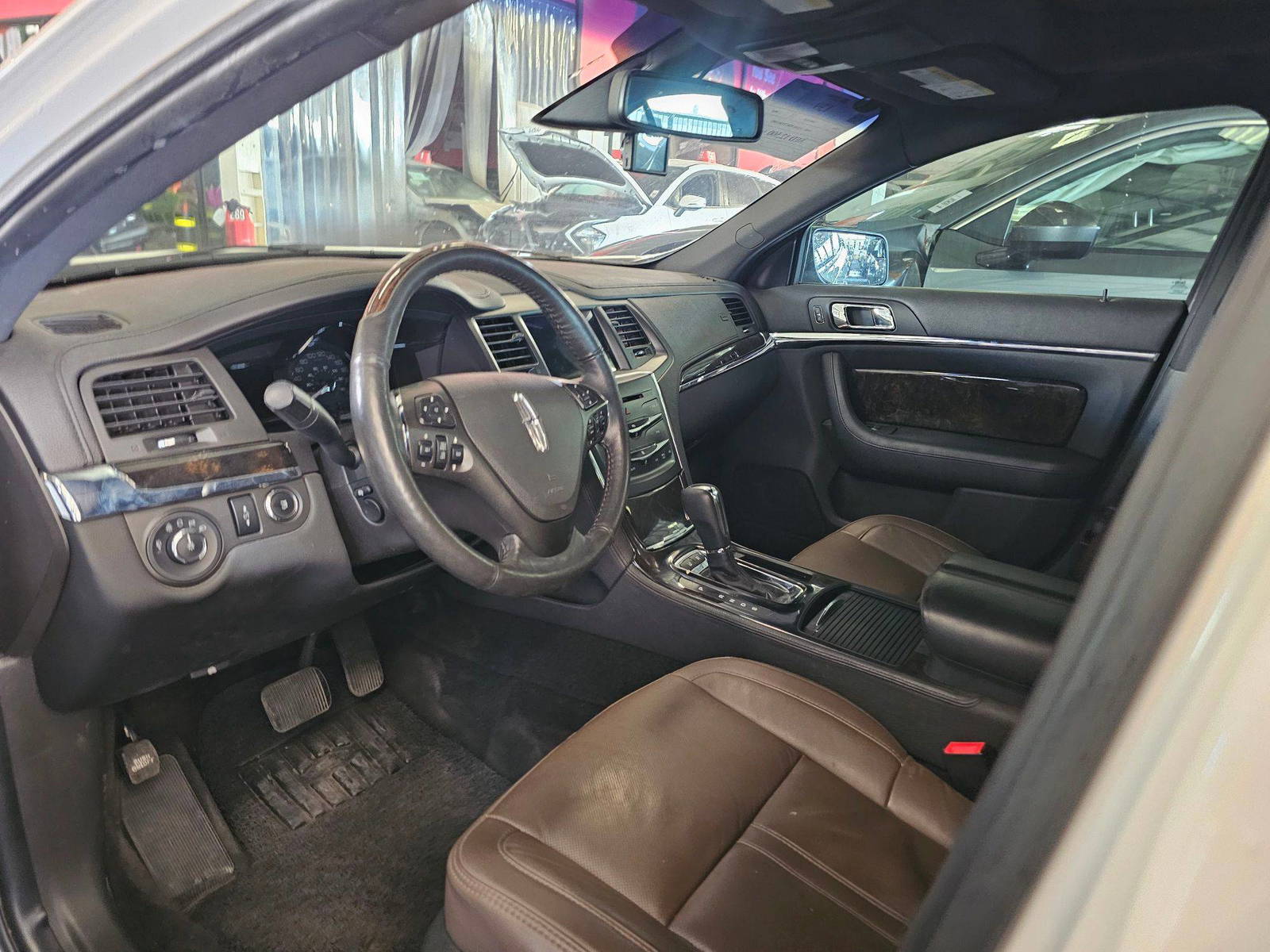 LINCOLN MKS 2014 - Marhaba Auction Used Cars - Image 8