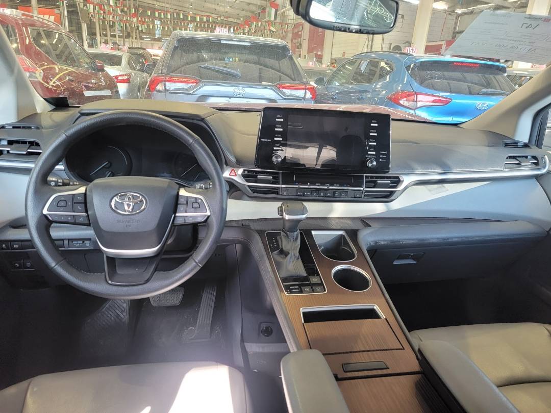 2022 TOYOTA SIENNA — 27687 Miles — Lot 103037 — Main - Marhaba Auctions Used Cars - Image 7