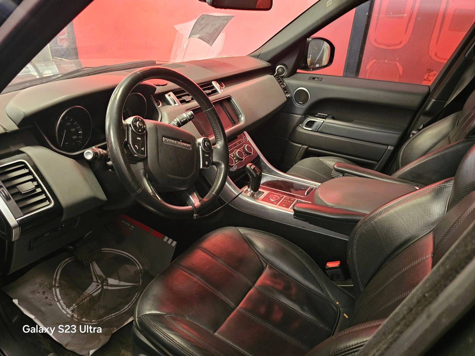 LAND ROVER RANGE ROVER SPORT 2015 - Marhaba Auction Used Cars - Image 8