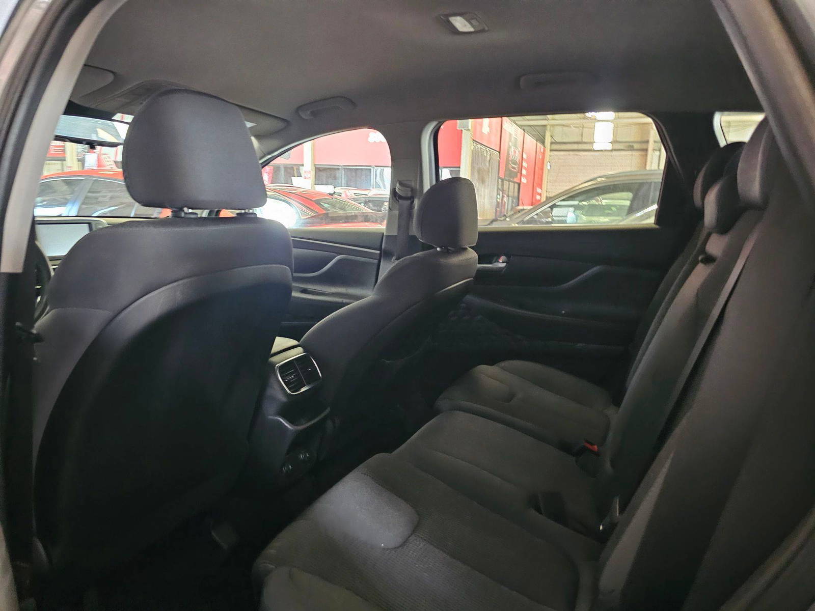 HYUNDAI SANTA FE 2019 - Marhaba Auction Used Cars - Image 8