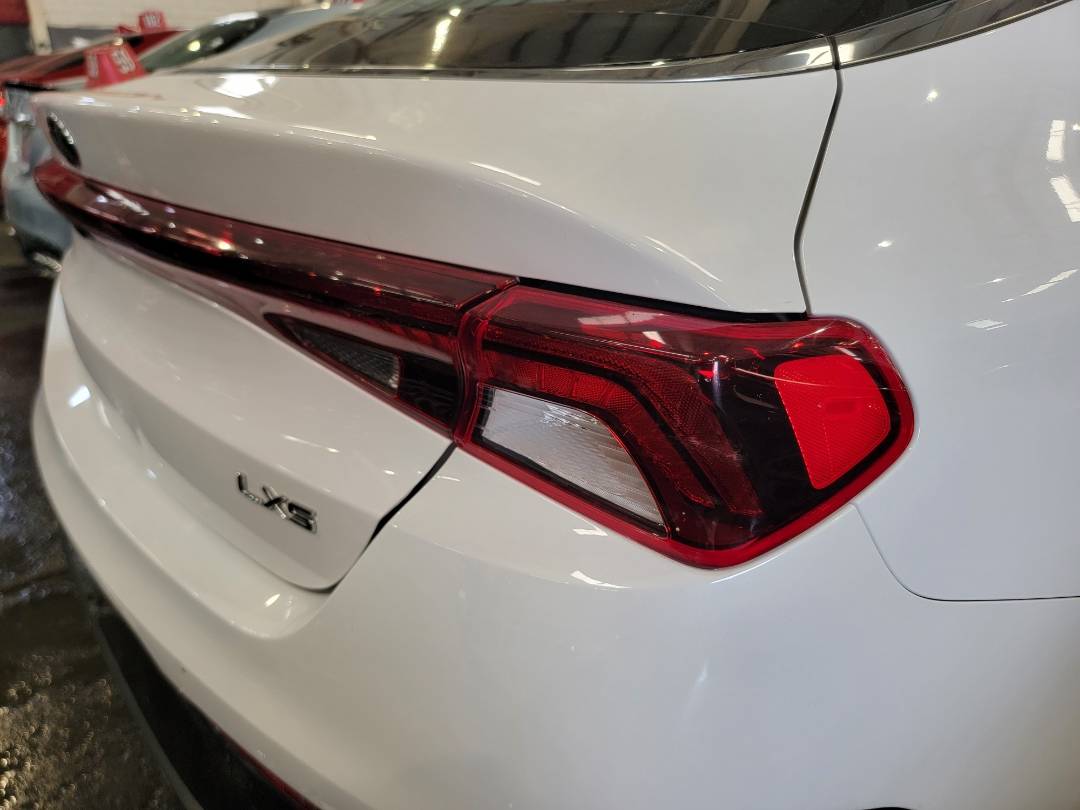 2021 KIA K5 — 24102 Miles — Lot G016920 — Main - Marhaba Auctions Used Cars - Image 4