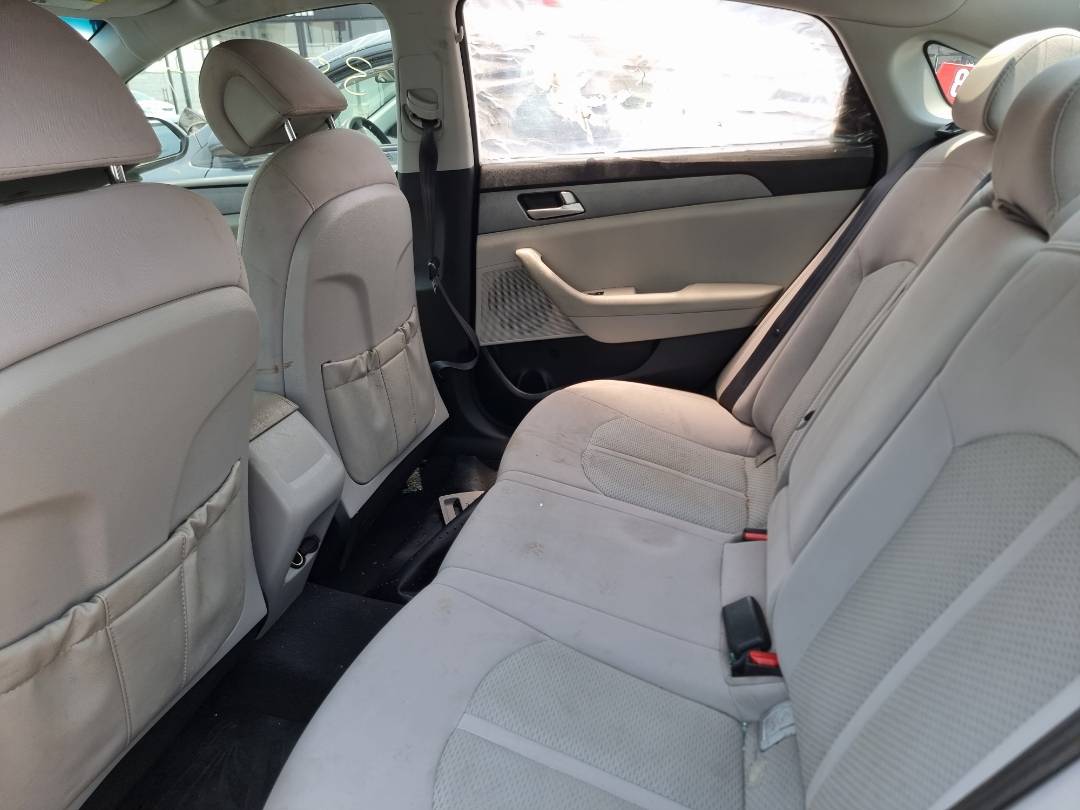 2015 HYUNDAI SONATA — 119501 Miles — Lot 321545 — Ind. 12 - Marhaba Auctions Used Cars - Image 5