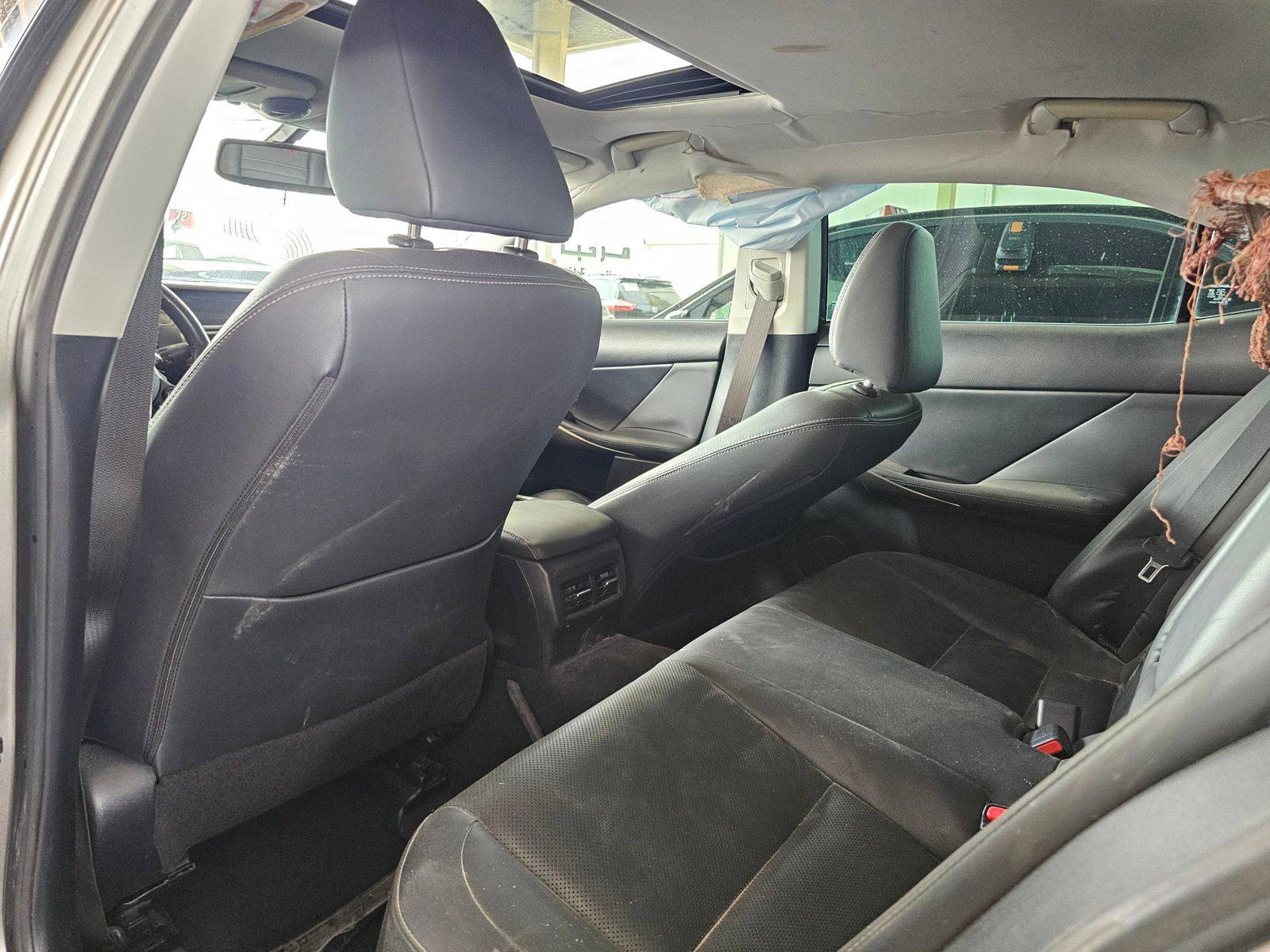 2015 LEXUS IS 250 — 87368 Miles — Lot 6F5059377 — Souq - Marhaba Auctions Used Cars - Image 6