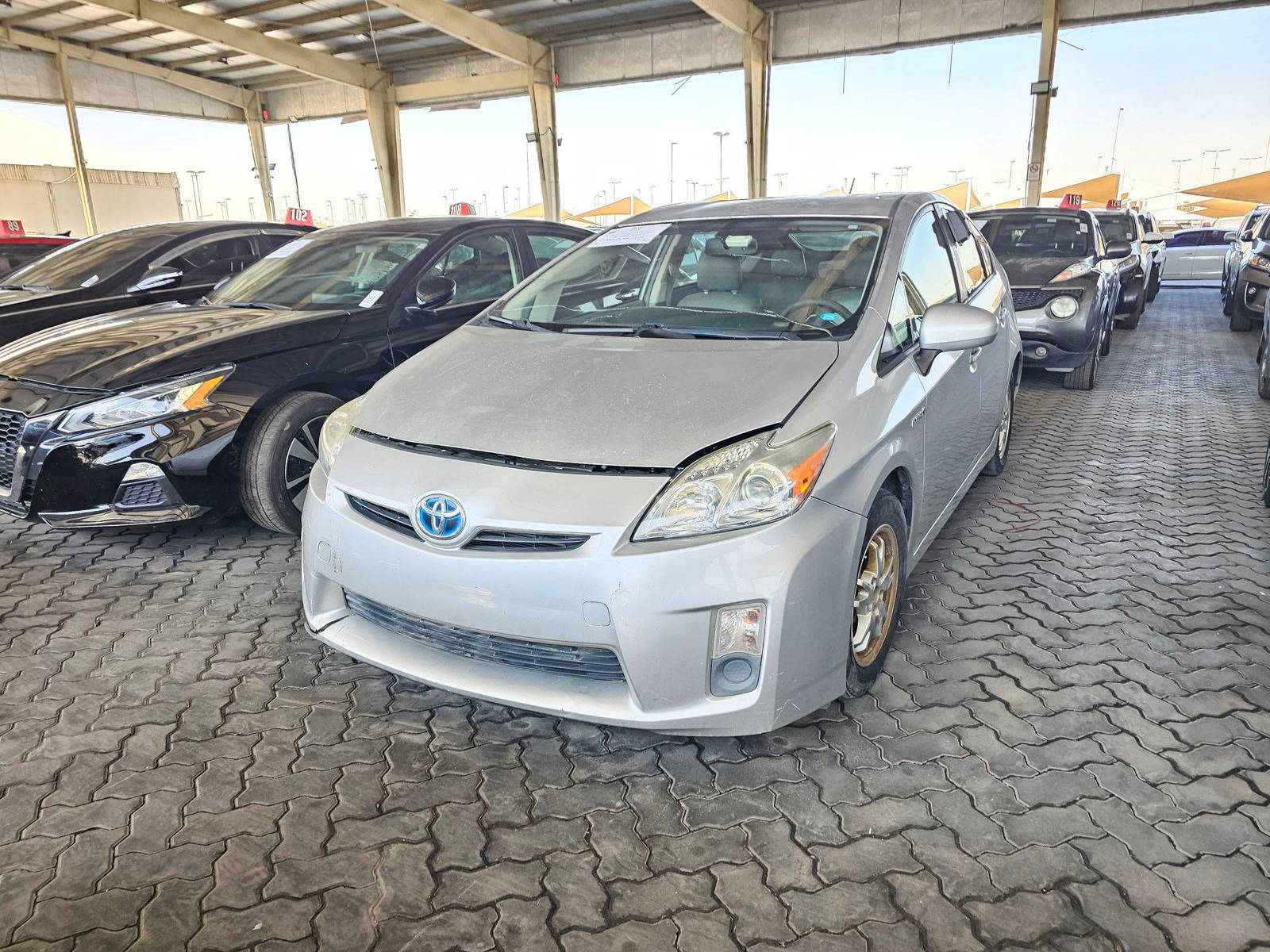 2010 TOYOTA PRIUS — 212439 Miles — Lot DU1A0004987 — Souq - Marhaba Auctions Used Cars - Image 4