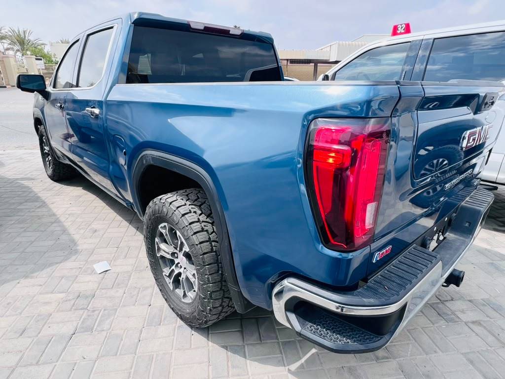2024 GMC SIERRA — 47751 Miles — Lot 61612535 - Marhaba Auctions Used Cars - Image 4
