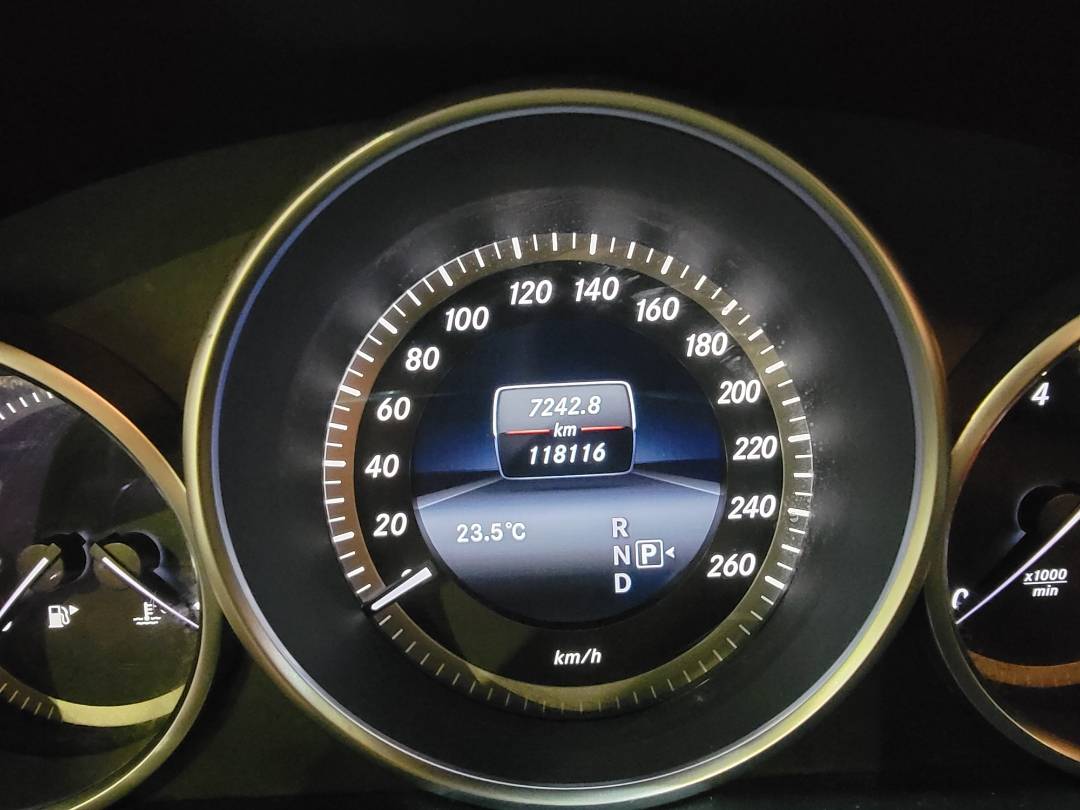 2014 MERCEDES BENZ E-300 — 118116 KM — Lot B4EA807443 — Main - Marhaba Auctions Used Cars - Image 14