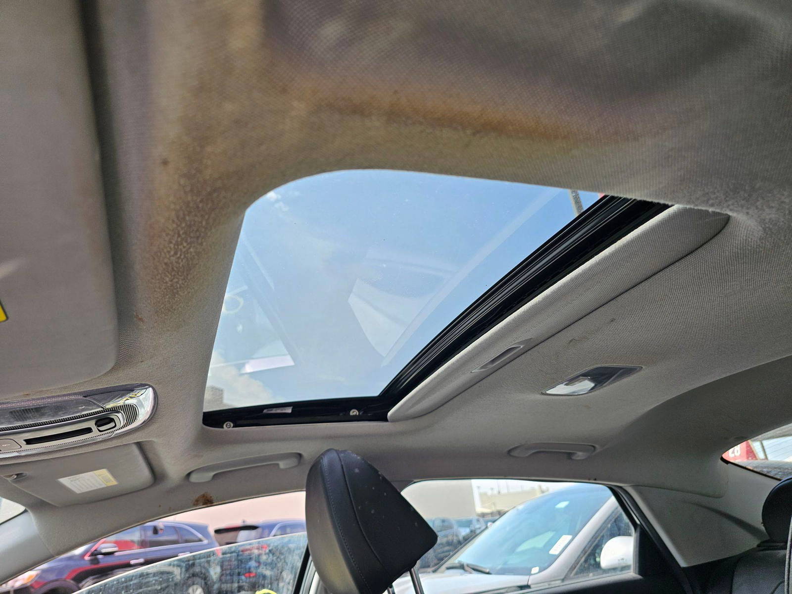 HYUNDAI ELANTRA 2021 - Marhaba Auction Used Cars - Image 8