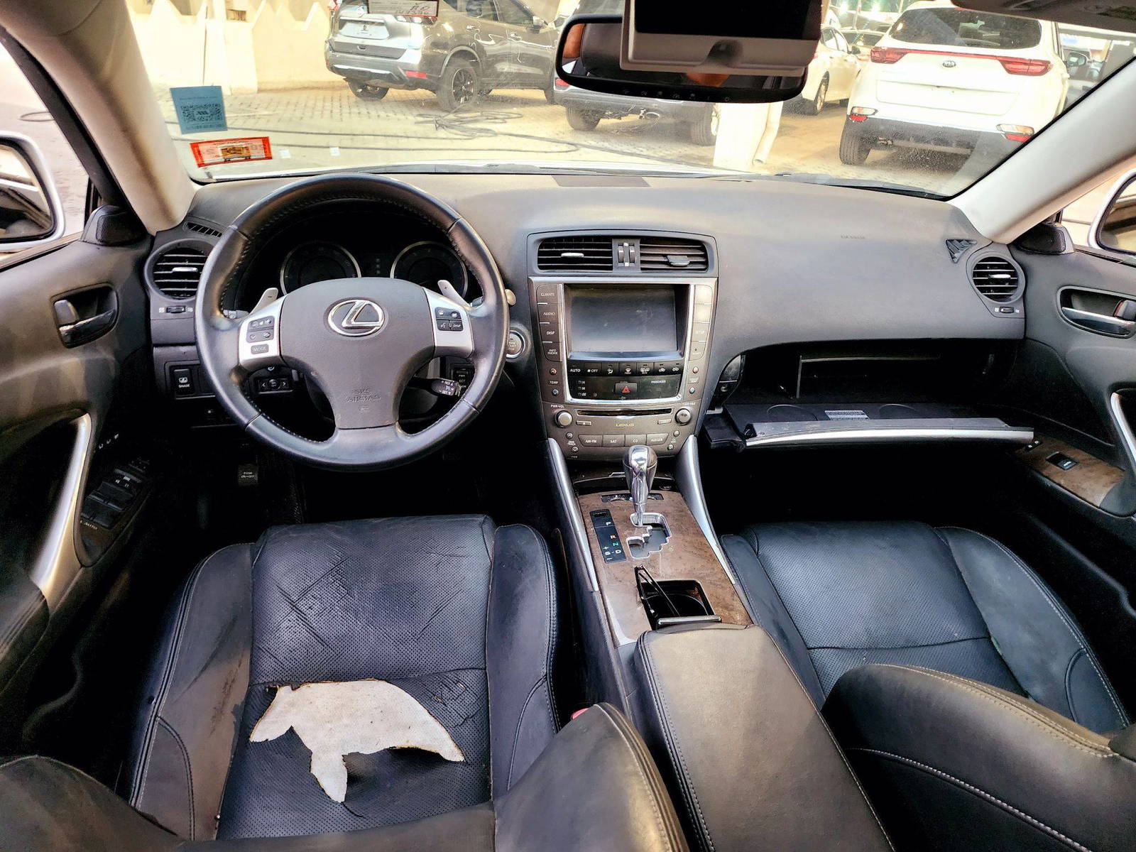 2012 LEXUS IS 250 — 147370 Miles — Lot 58757634 — Souq - Marhaba Auctions Used Cars - Image 7