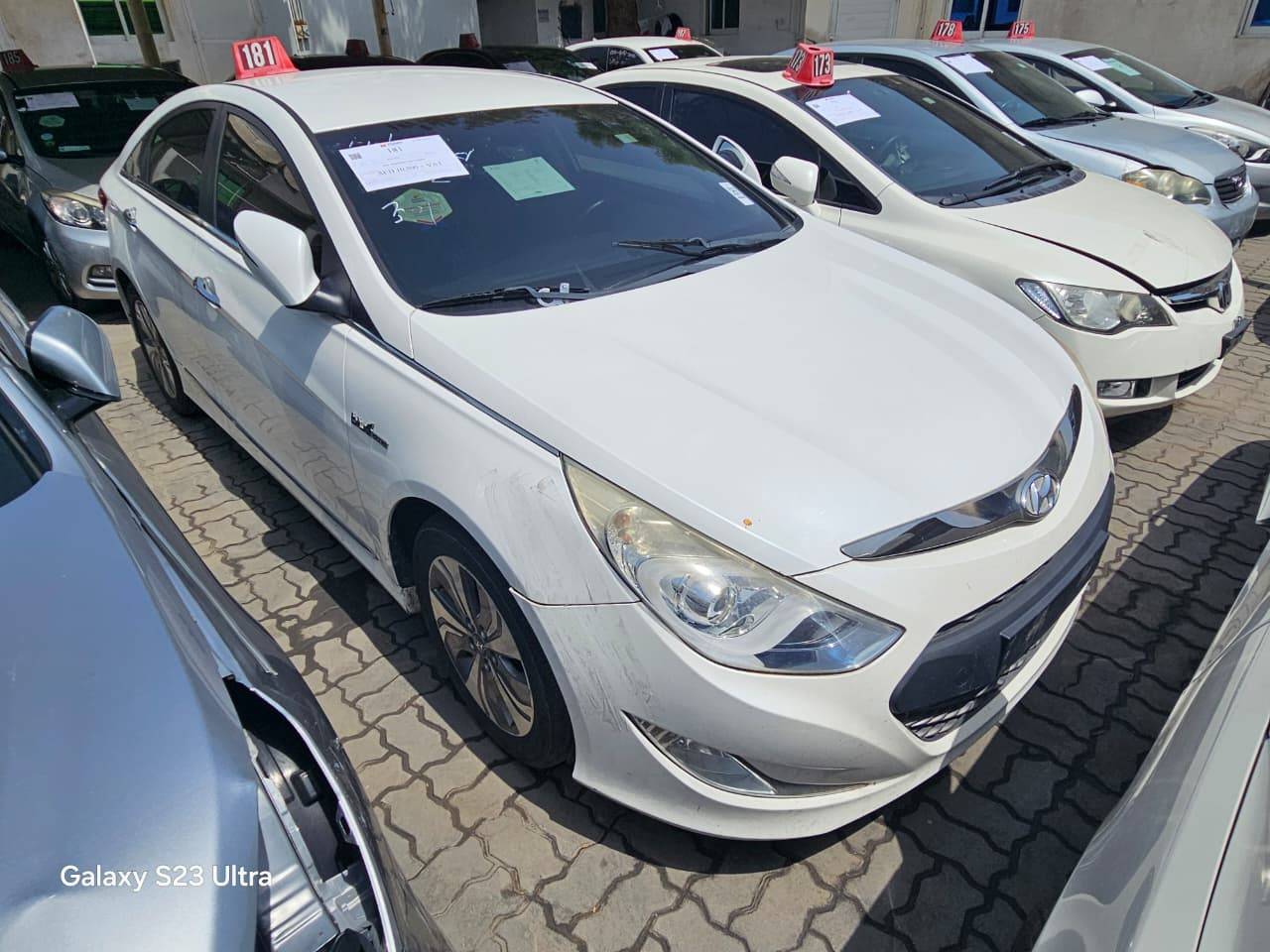 2014 HYUNDAI SONATA — 258570 KM — Lot 104460 — Main - Marhaba Auctions Used Cars - Image 3