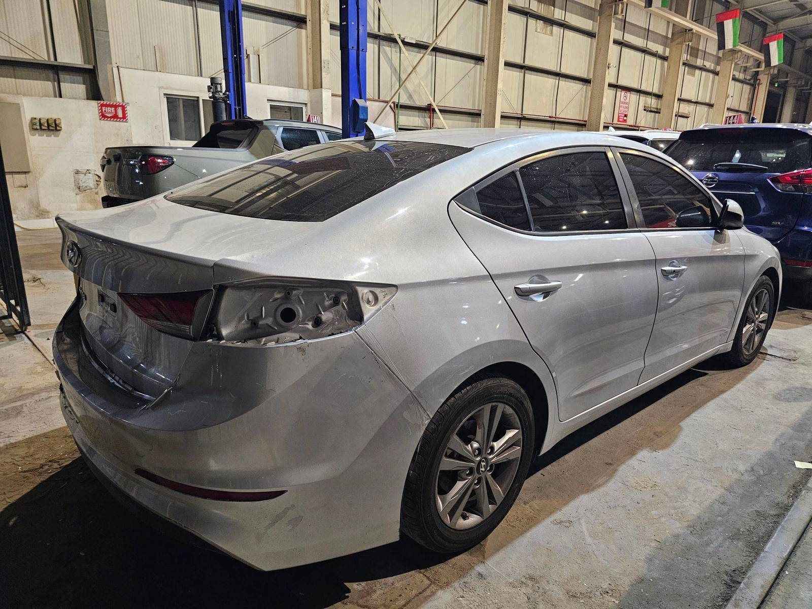 2018 HYUNDAI ELANTRA — 173112 Miles — Lot 95411655 — Main - Marhaba Auctions Used Cars - Image 4