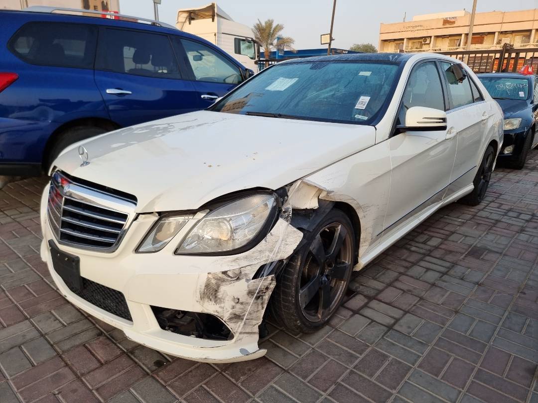 2010 MERCEDES BENZ E 350 — 194365 Miles — Lot 39302737 — Ind. 12 - Marhaba Auctions Used Cars - Image 3
