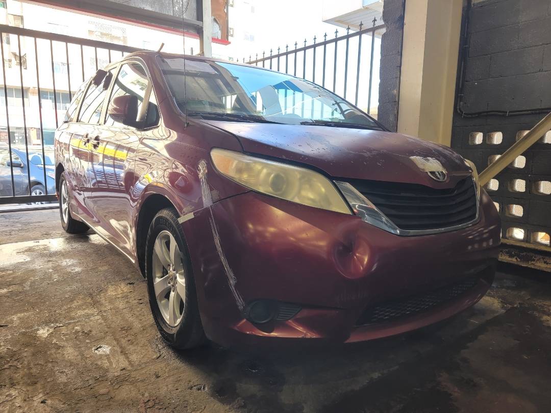 2011 TOYOTA SIENNA — 194042 Miles — Lot S010768 — Main - Marhaba Auctions Used Cars - Image 5