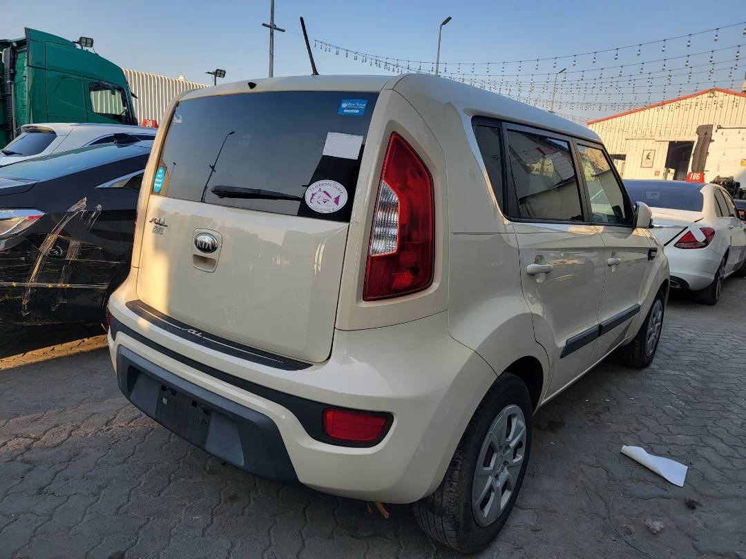2013 KIA SOUL — 116125 Miles — Lot 3D7559332 — Main - Marhaba Auctions Used Cars - Image 4