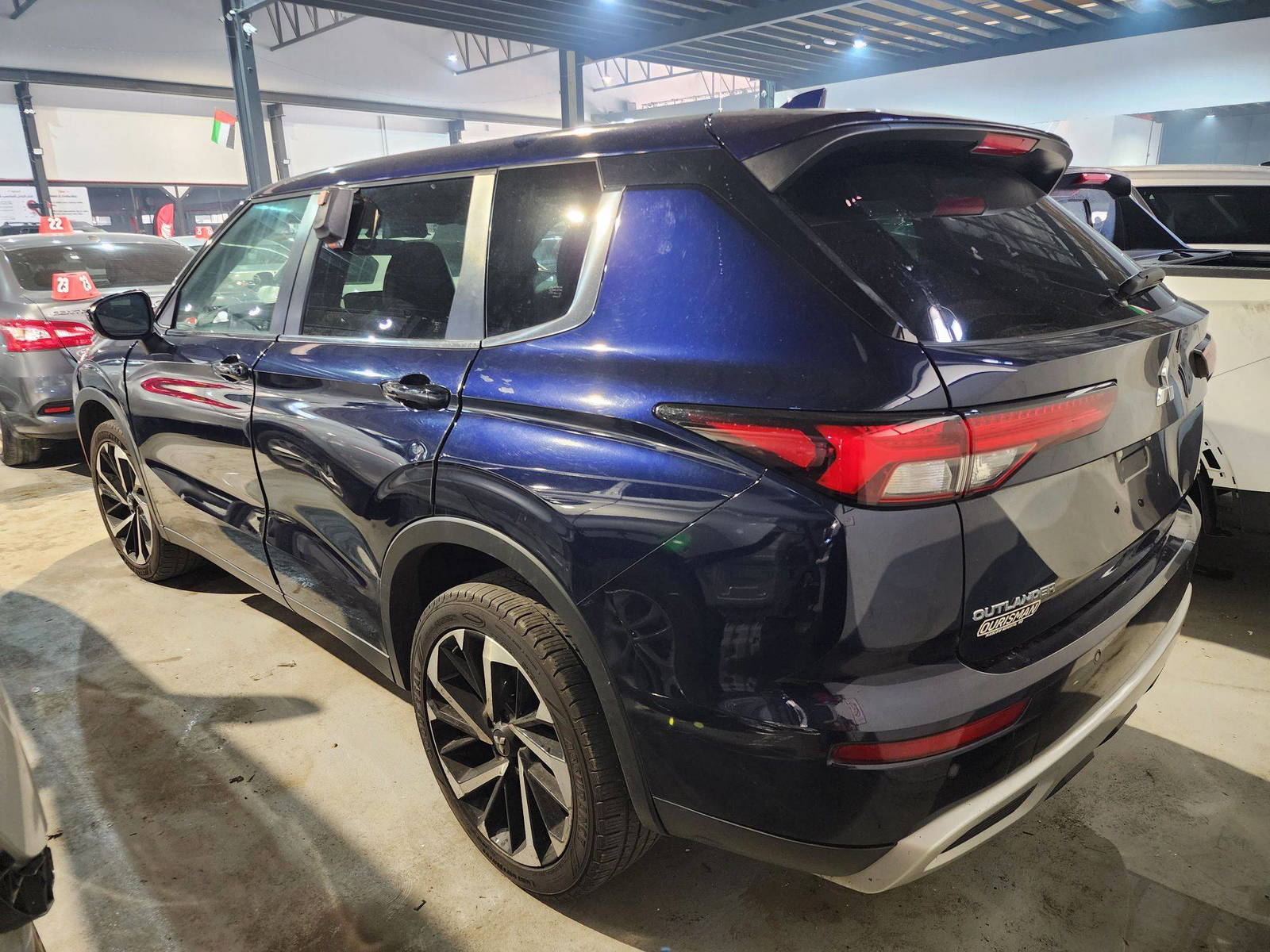 2022 MITSUBISHI OUTLANDER — 87336 Miles — Lot 74477274 — Main - Marhaba Auctions Used Cars - Image 6
