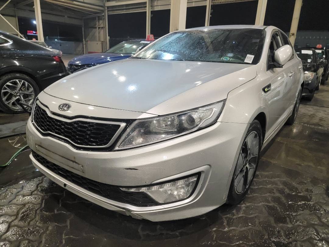 2012 KIA K5 — 217869 KM — Lot 001786 — Main - Marhaba Auctions Used Cars - Image 3