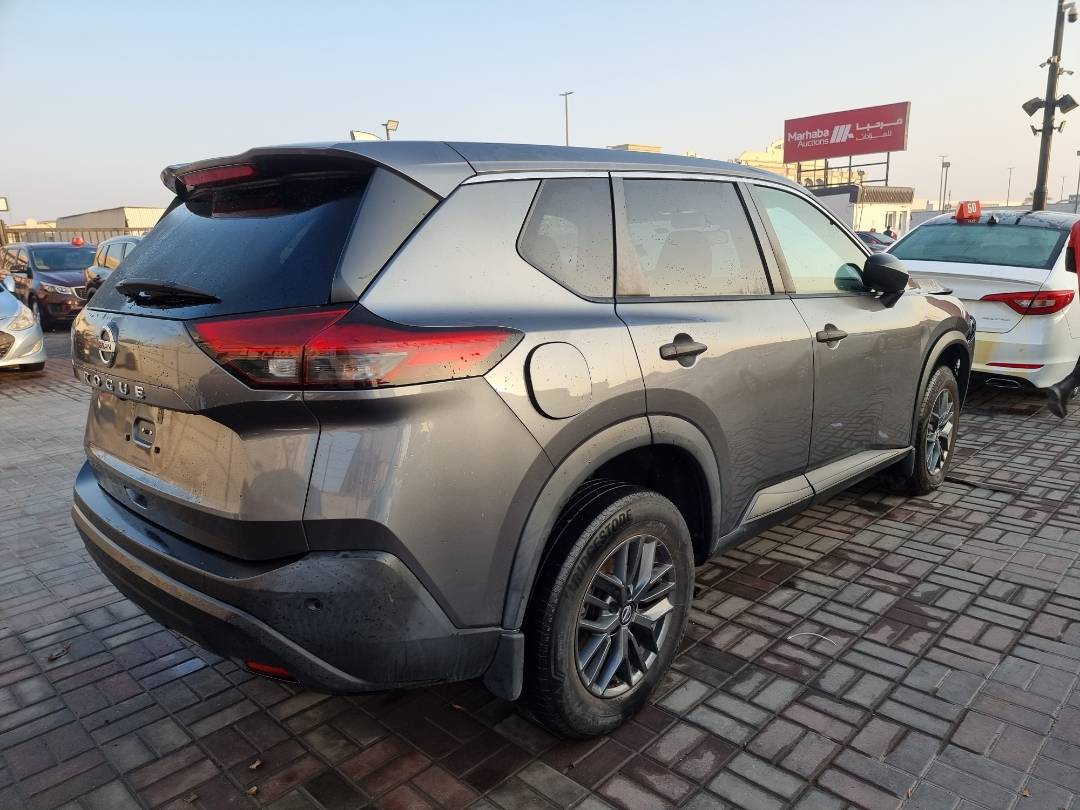 2021 NISSAN ROGUE — 27949 Miles — Lot 215487 — Souq - Marhaba Auctions Used Cars - Image 3