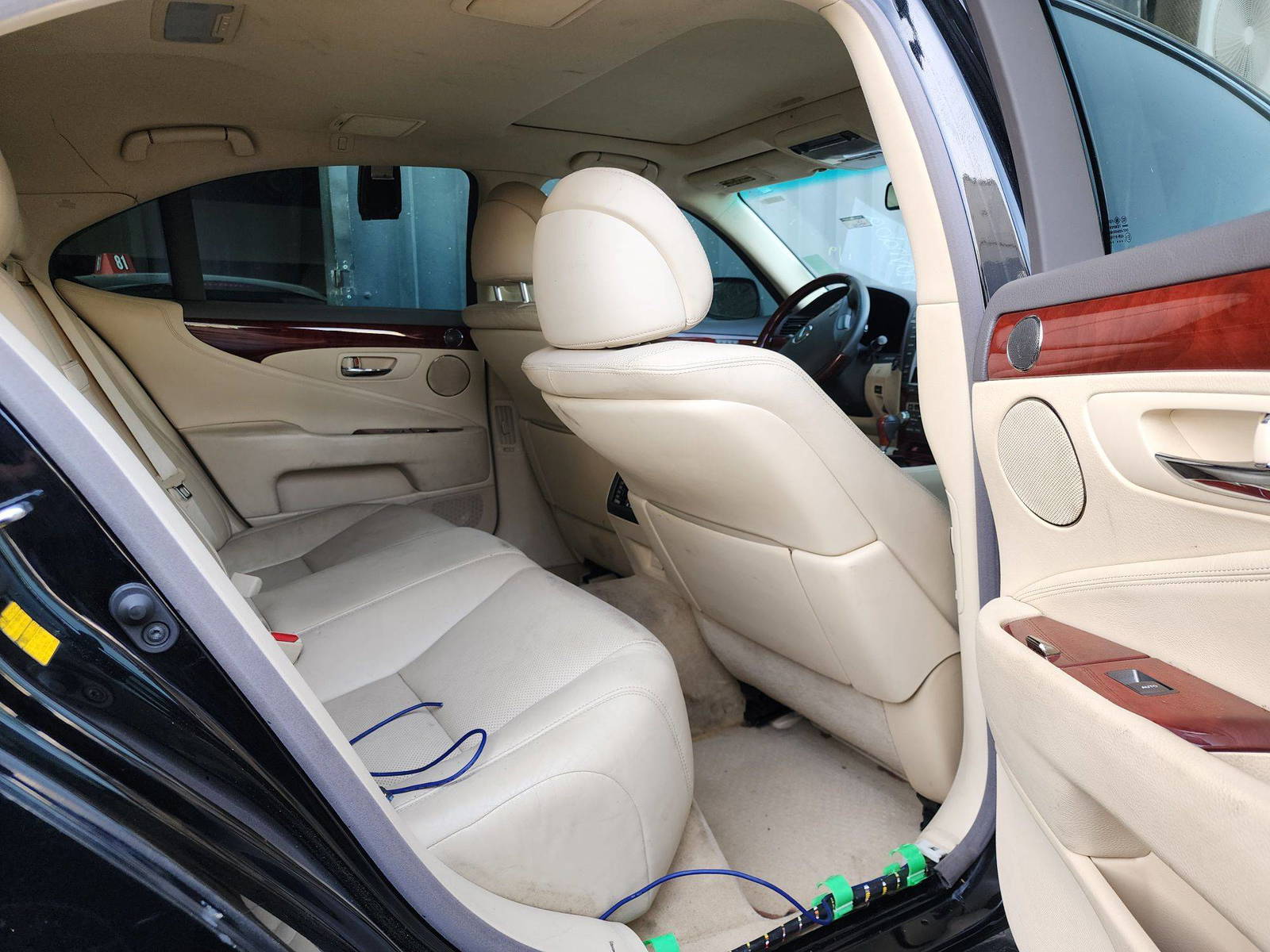 LEXUS LS 460 2010 - Marhaba Auction Used Cars - Image 7