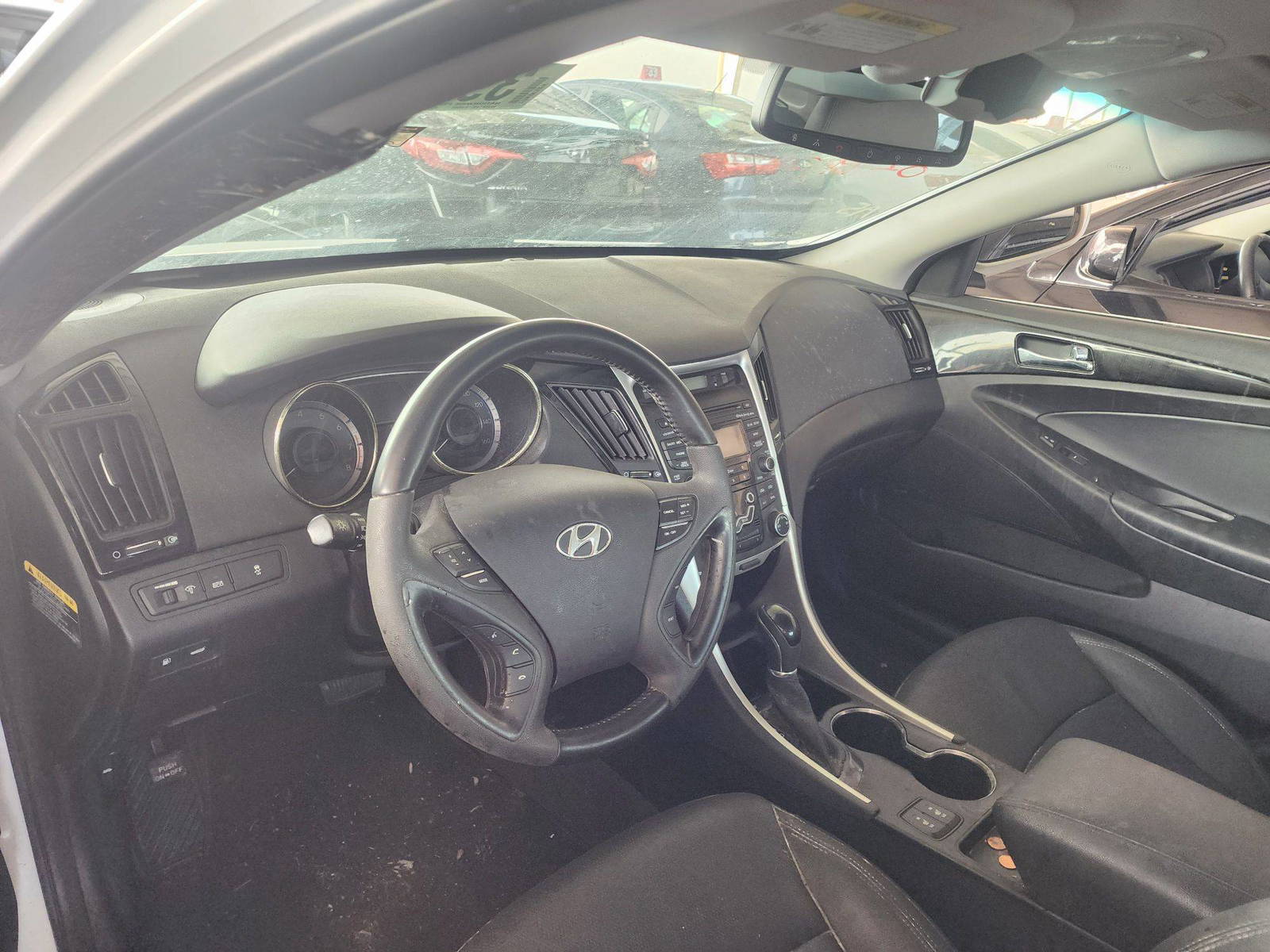 2012 HYUNDAI SONATA — 86130 Miles — Lot 39189324 — Souq - Marhaba Auctions Used Cars - Image 8