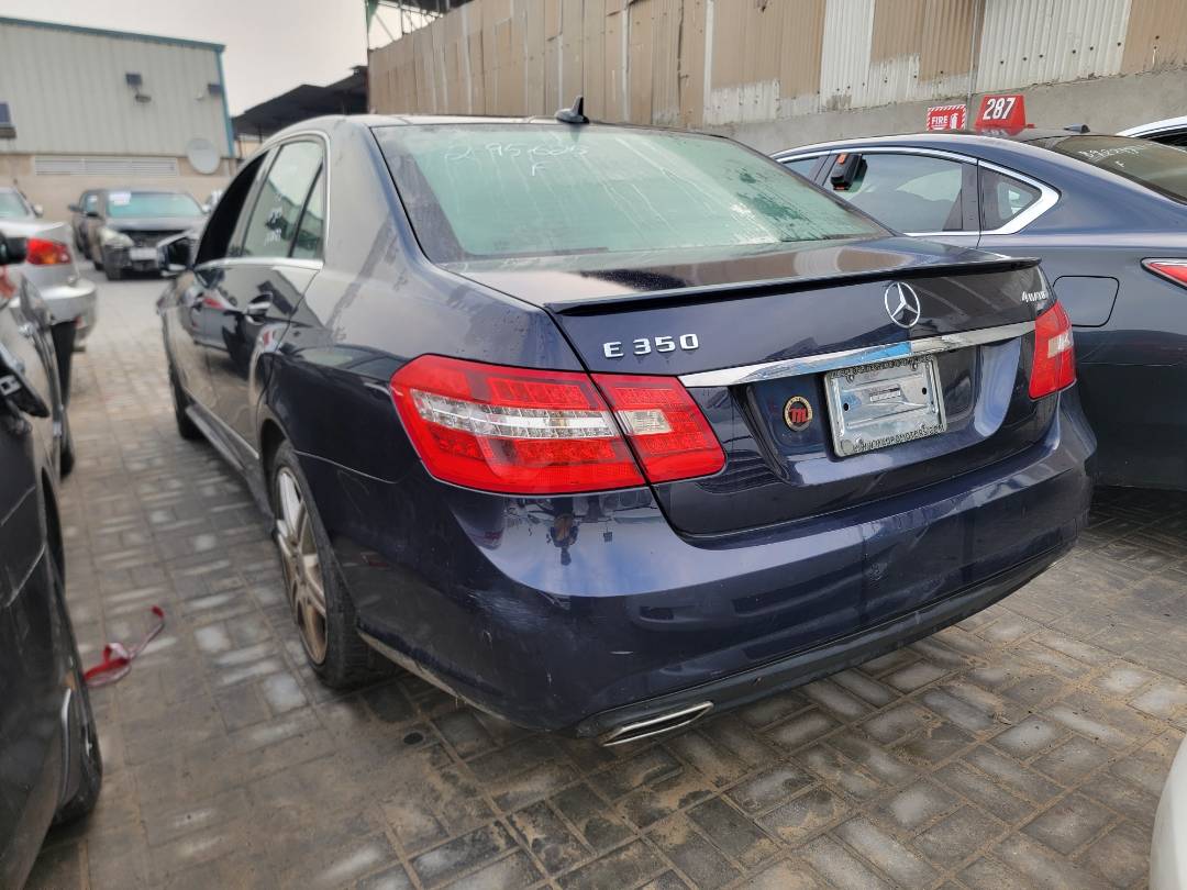 2011 MERCEDES BENZ E 350 — 207629 Miles — Lot 38233981 - Marhaba Auctions Used Cars - Image 3