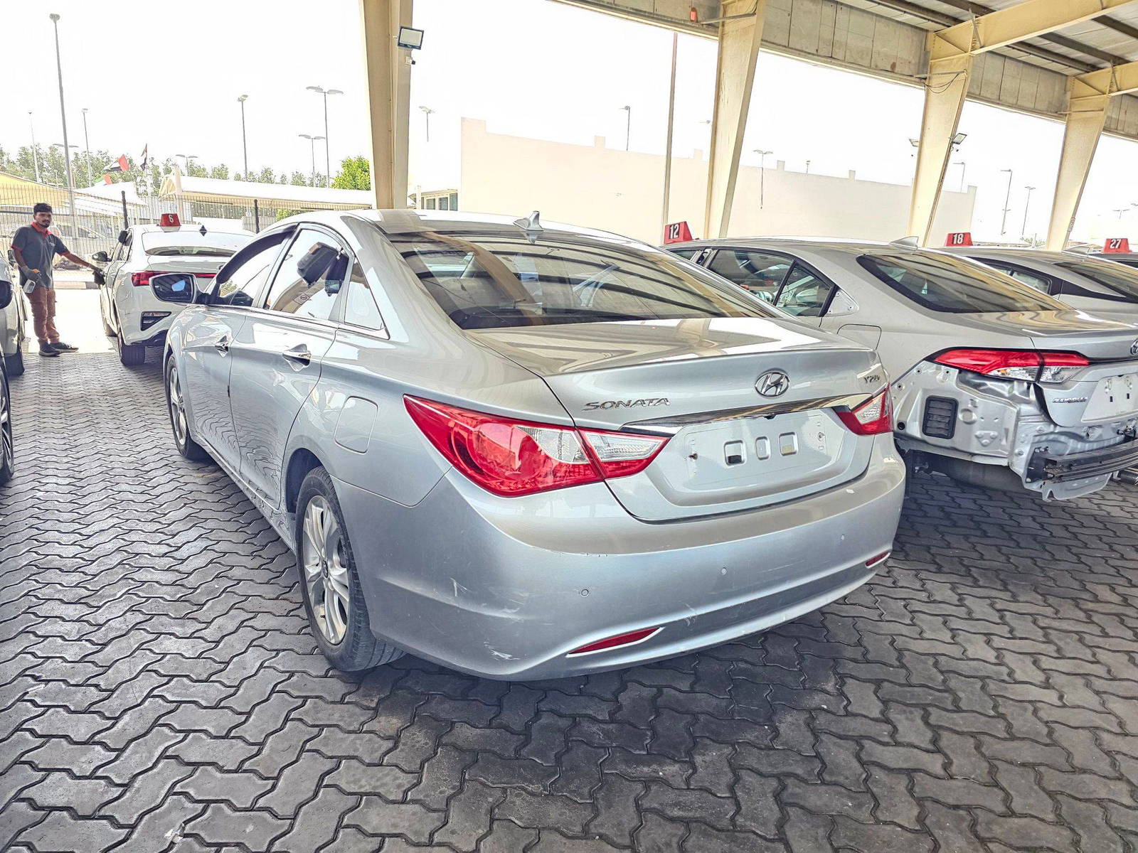 HYUNDAI SONATA 2011 - Marhaba Auction Used Cars - Image 5