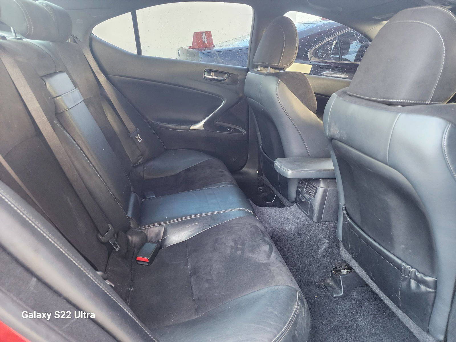 2011 LEXUS IS 250 — 131874 Miles — Lot 1884 - Marhaba Auctions Used Cars - Image 5