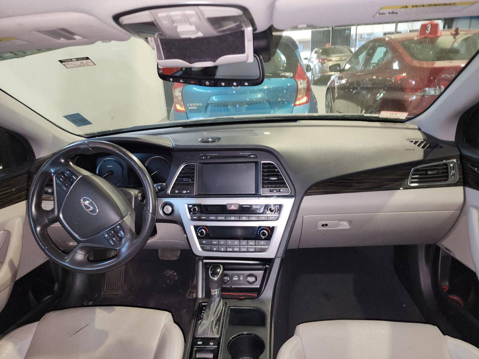 2017 HYUNDAI SONATA — 149650 Miles — Lot 59674714 — Al Quoz - Marhaba Auctions Used Cars - Image 9