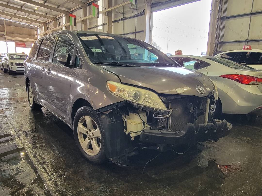 2017 TOYOTA SIENNA — 216543 Miles — Lot HS825858 — Main - Marhaba Auctions Used Cars - Image 5