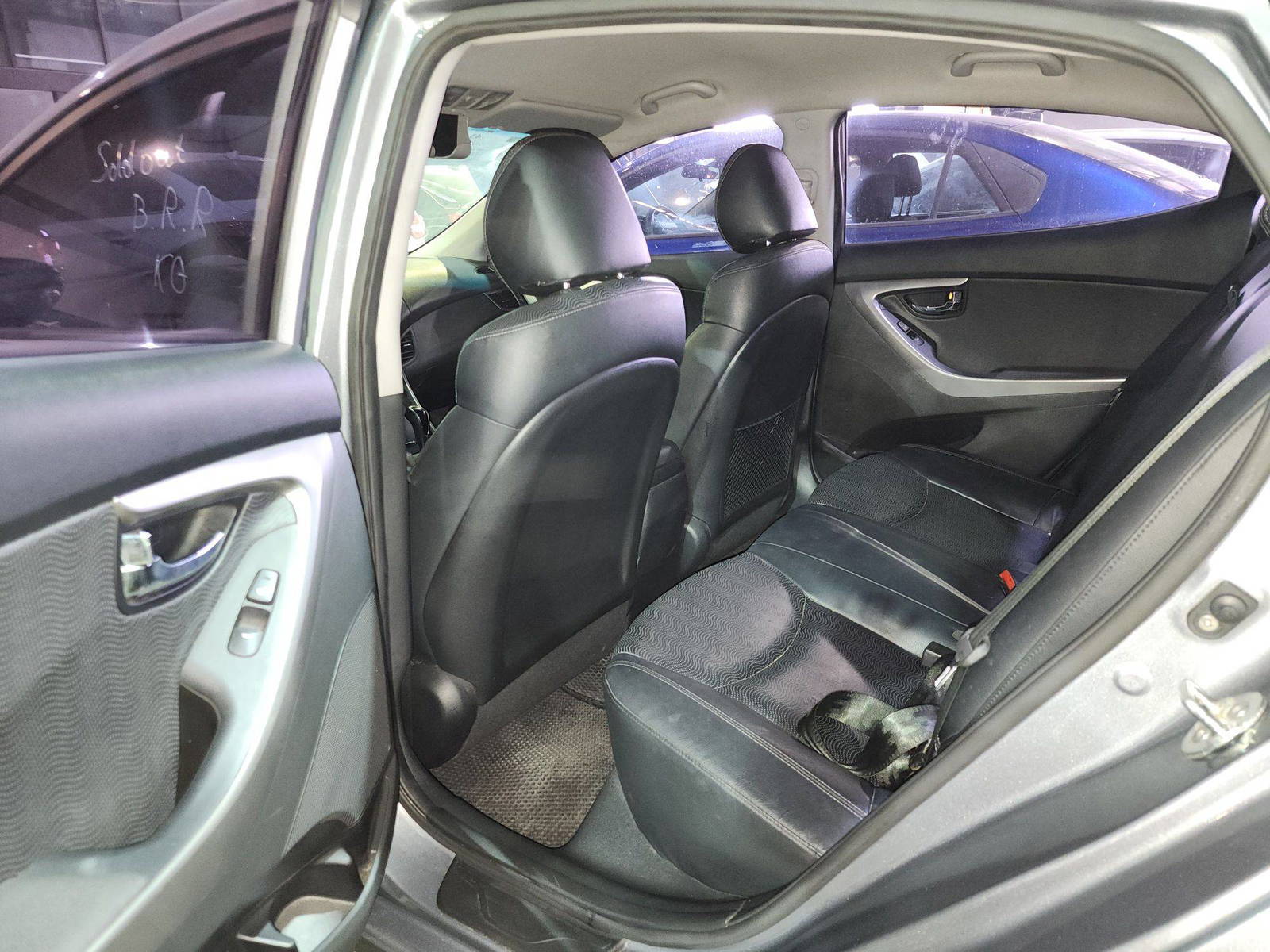 2012 HYUNDAI AVANTE — 156827 KM — Lot 354535 — Al Quoz - Marhaba Auctions Used Cars - Image 7