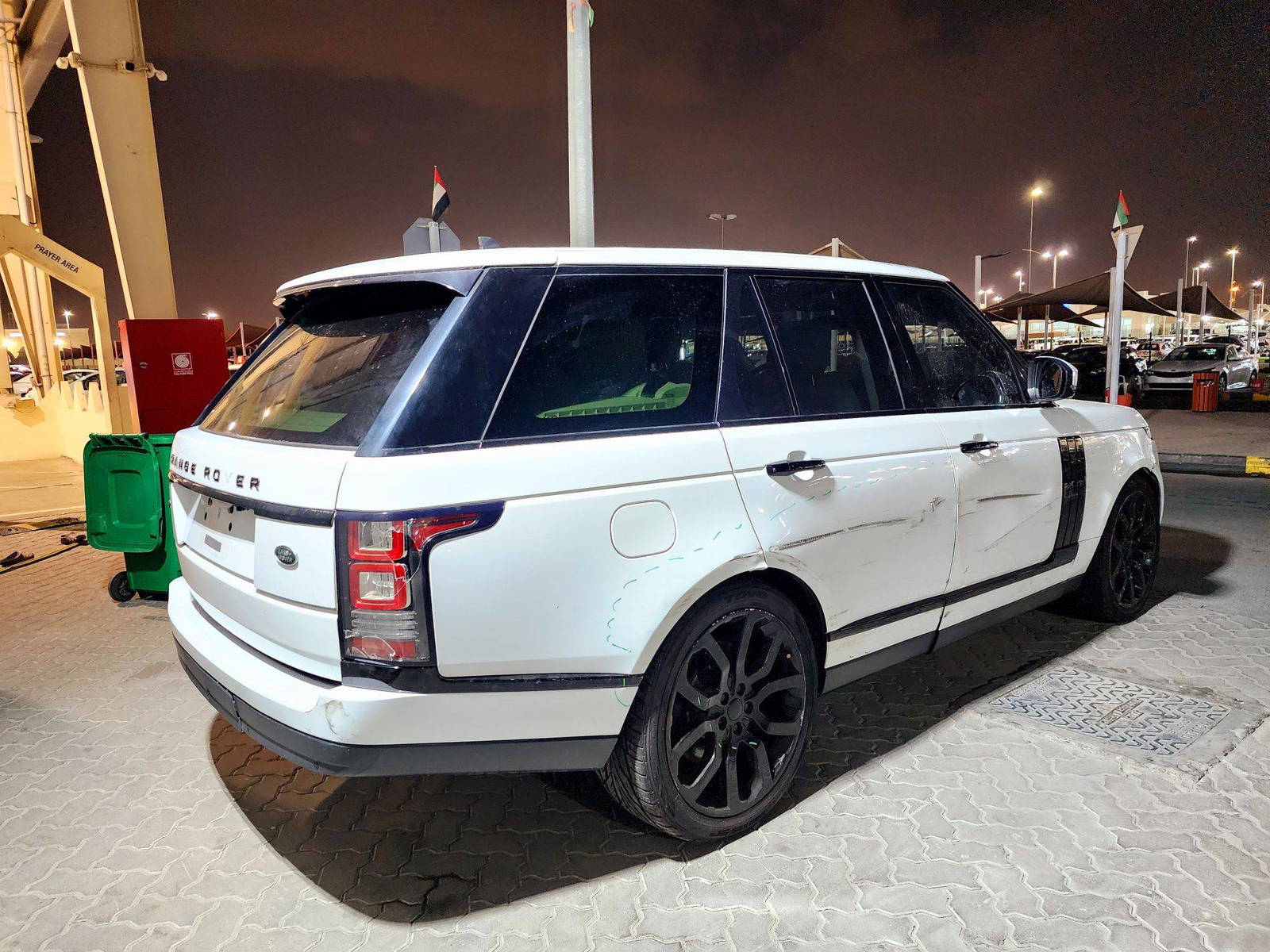 2016 LAND ROVER RANGE ROVER — 107154 Miles — Lot VF0GA270005 — Main - Marhaba Auctions Used Cars - Image 3