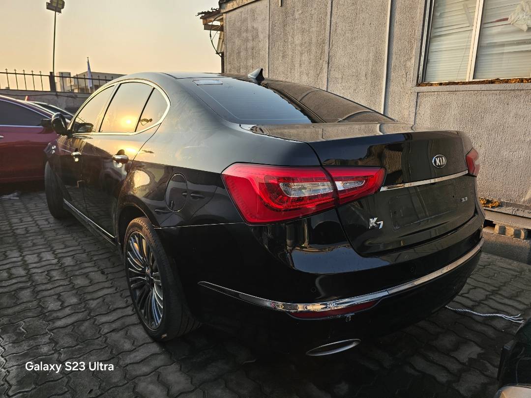 2016 KIA K7 — 89897 KM — Lot 214964 — Main - Marhaba Auctions Used Cars - Image 3