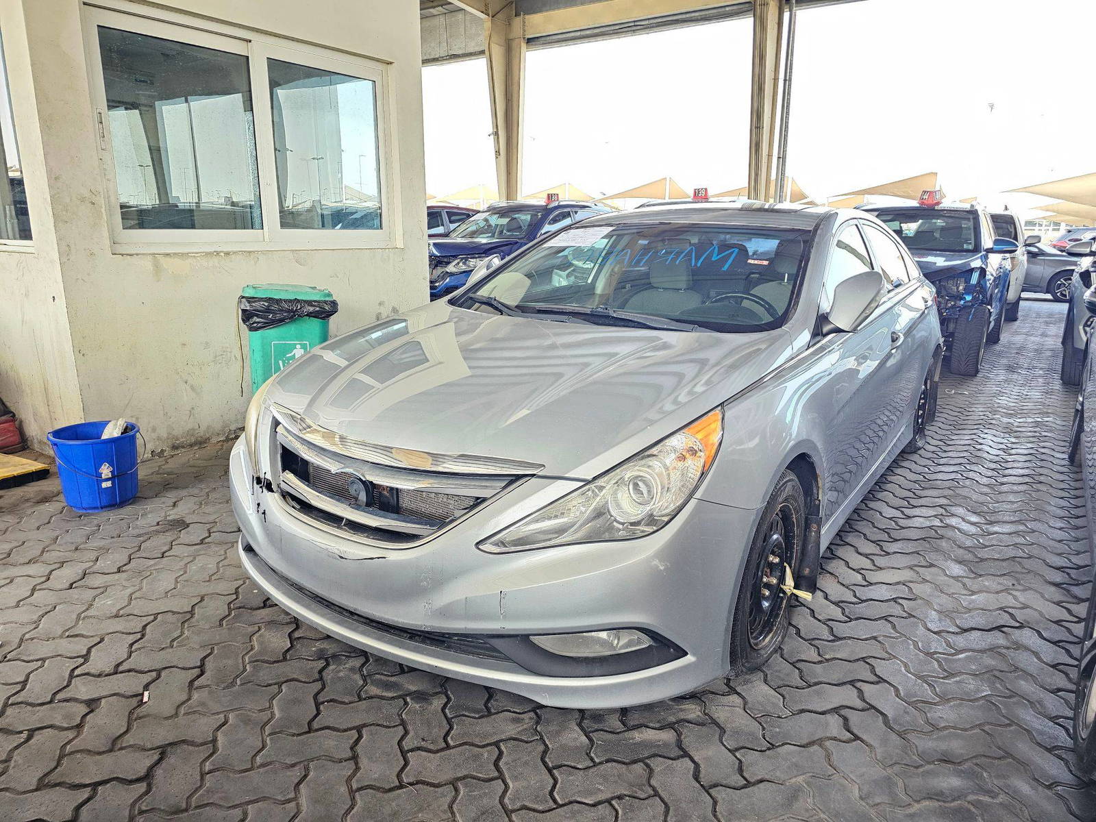 2014 HYUNDAI SONATA — 184731 KM — Lot EH864153 — Souq - Marhaba Auctions Used Cars - Image 5