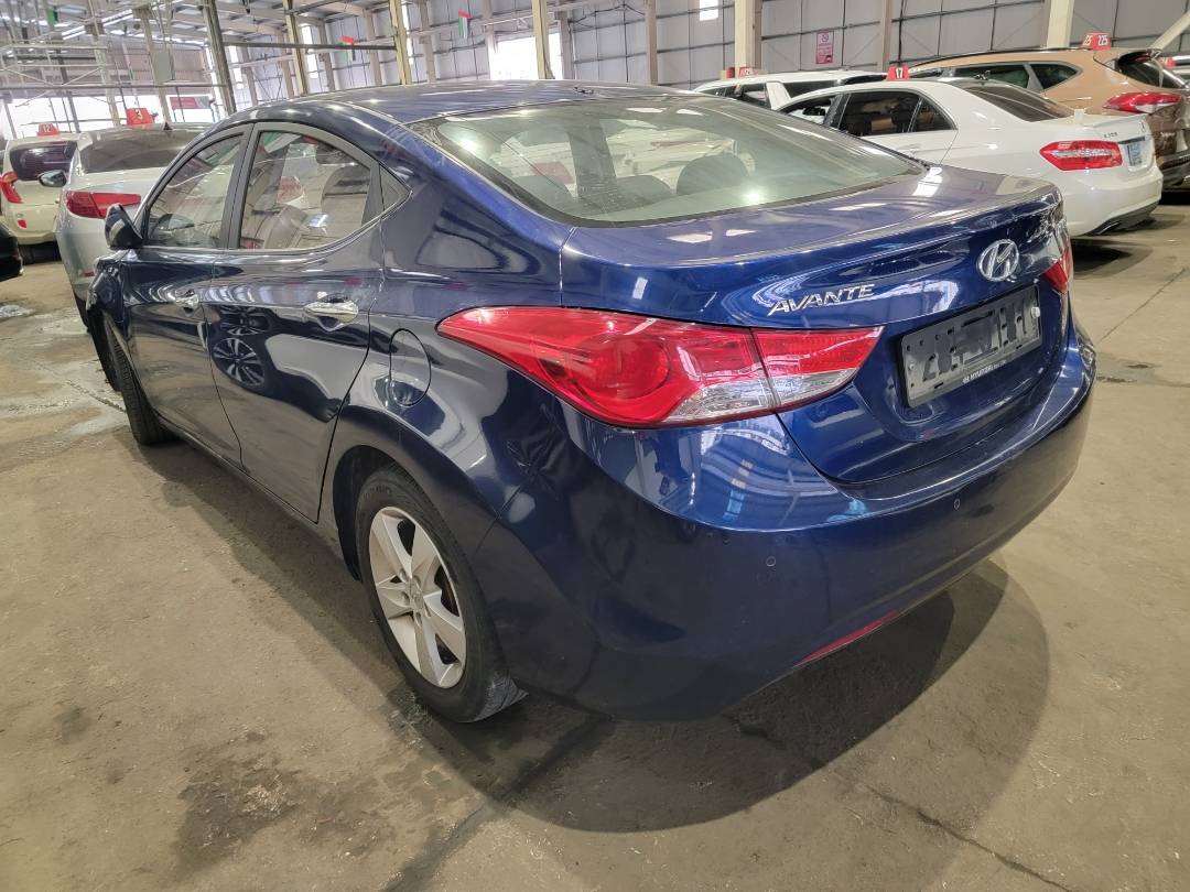2011 HYUNDAI AVANTE — 178519 KM — Lot 098873 — Main - Marhaba Auctions Used Cars - Image 3
