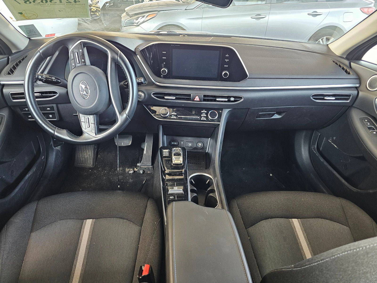 HYUNDAI SONATA 2021 - Marhaba Auction Used Cars - Image 9