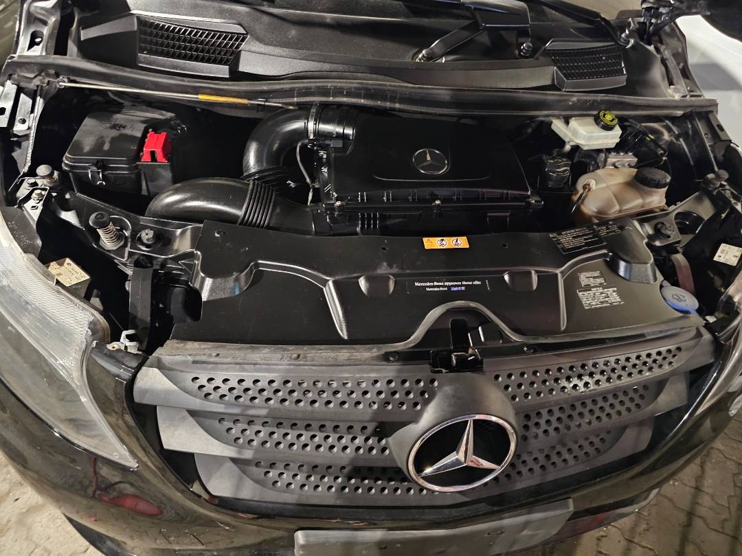 2018 MERCEDES BENZ METRIS — 172513 Miles — Lot 3374234 — Main - Marhaba Auctions Used Cars - Image 11
