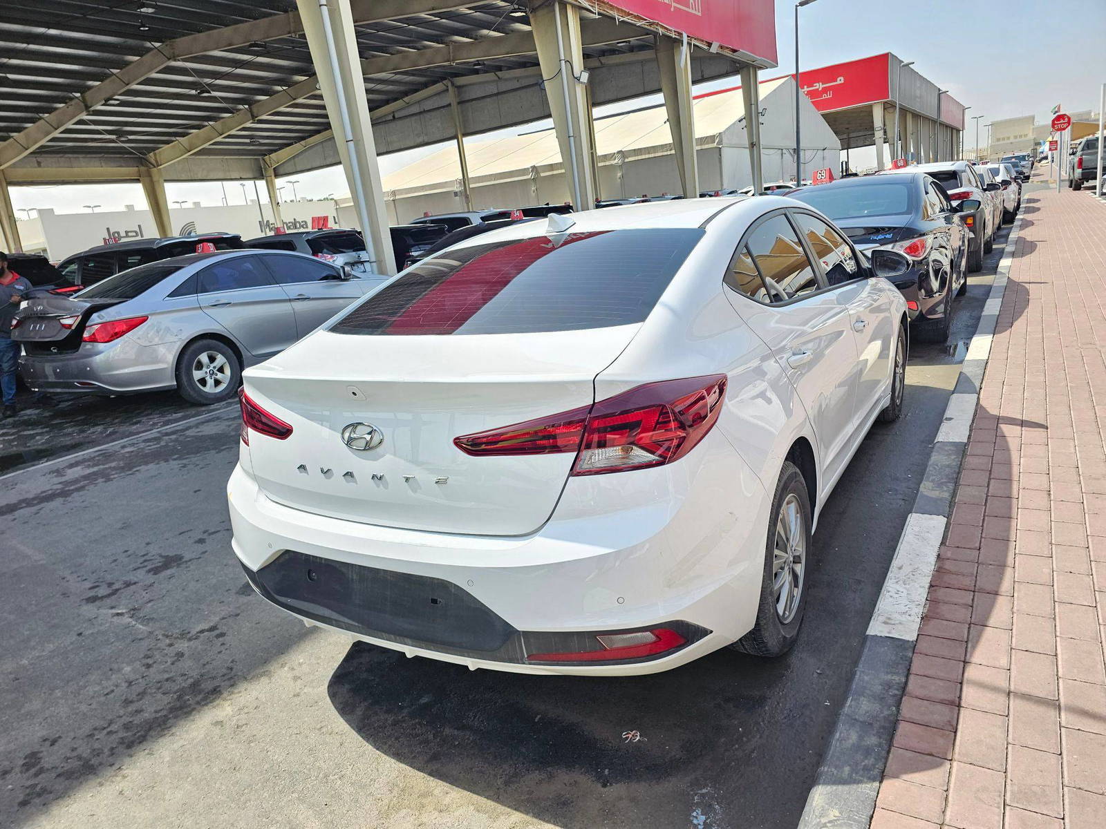 HYUNDAI AVANTE 2020 - Marhaba Auction Used Cars - Image 3