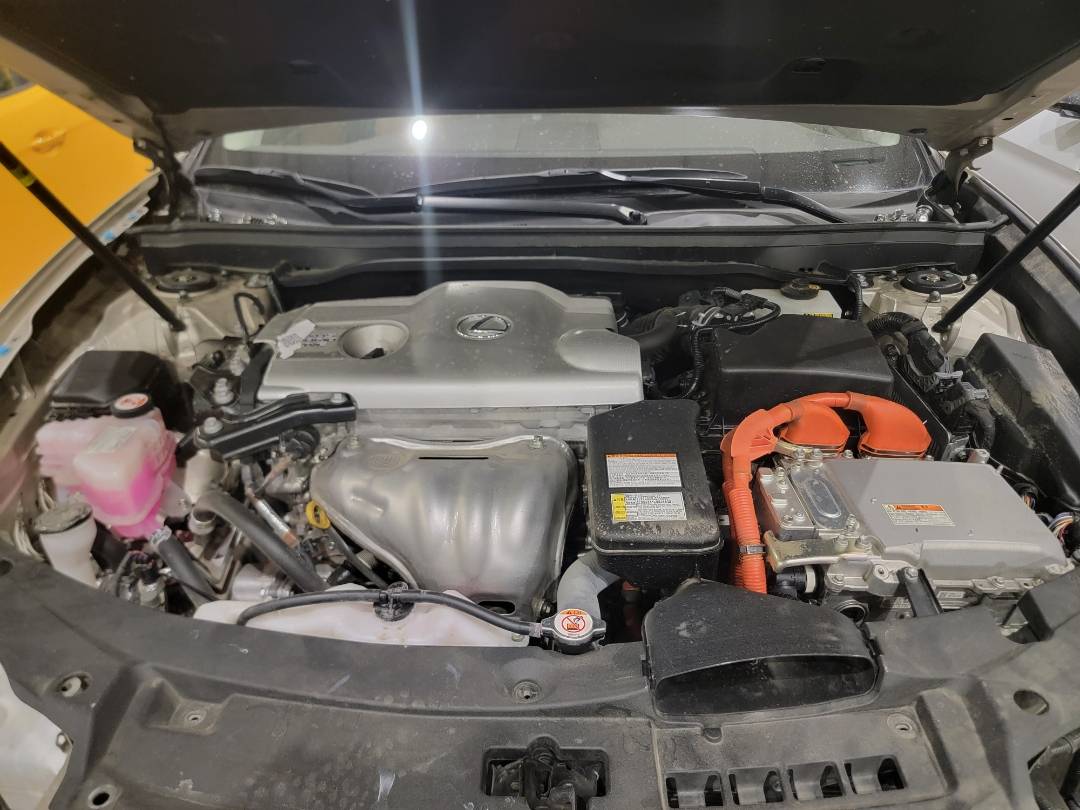 2017 LEXUS ES 300H — 73237 Miles — Lot 56873844 — Main - Marhaba Auctions Used Cars - Image 12