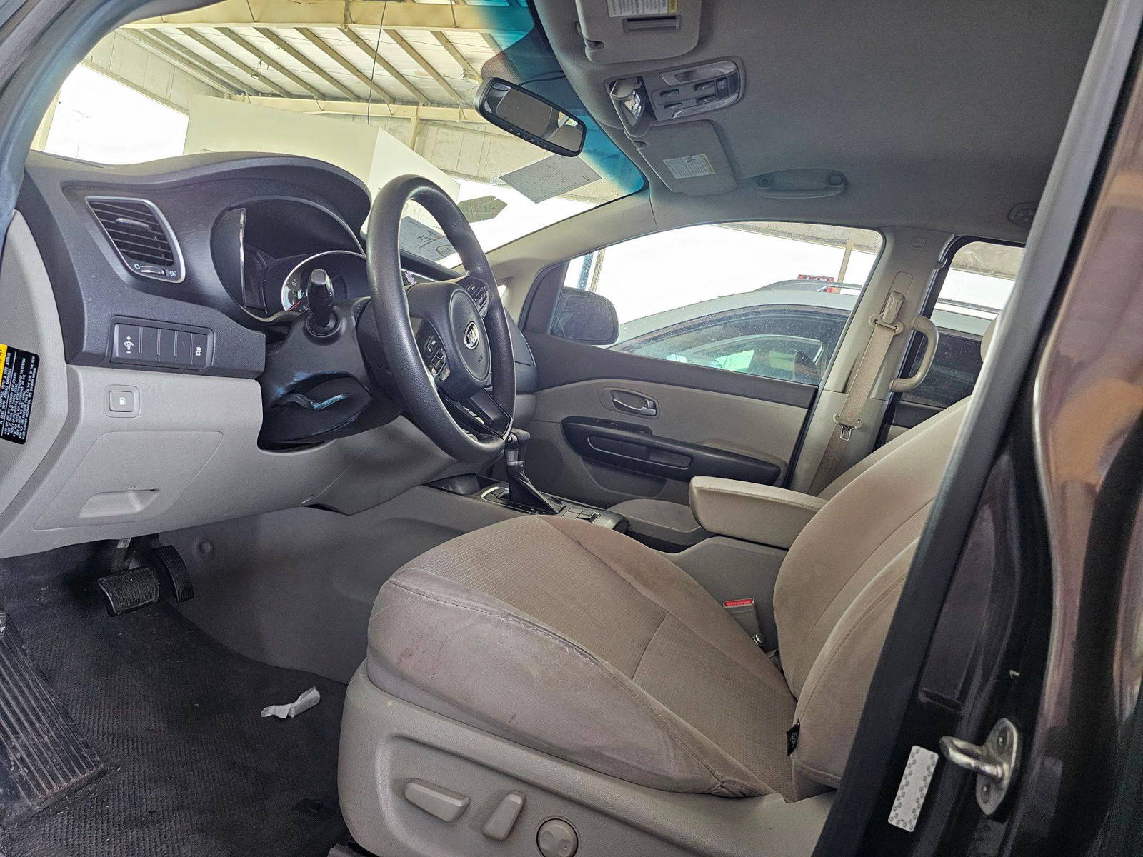 KIA SEDONA 2018 - Marhaba Auction Used Cars - Image 7