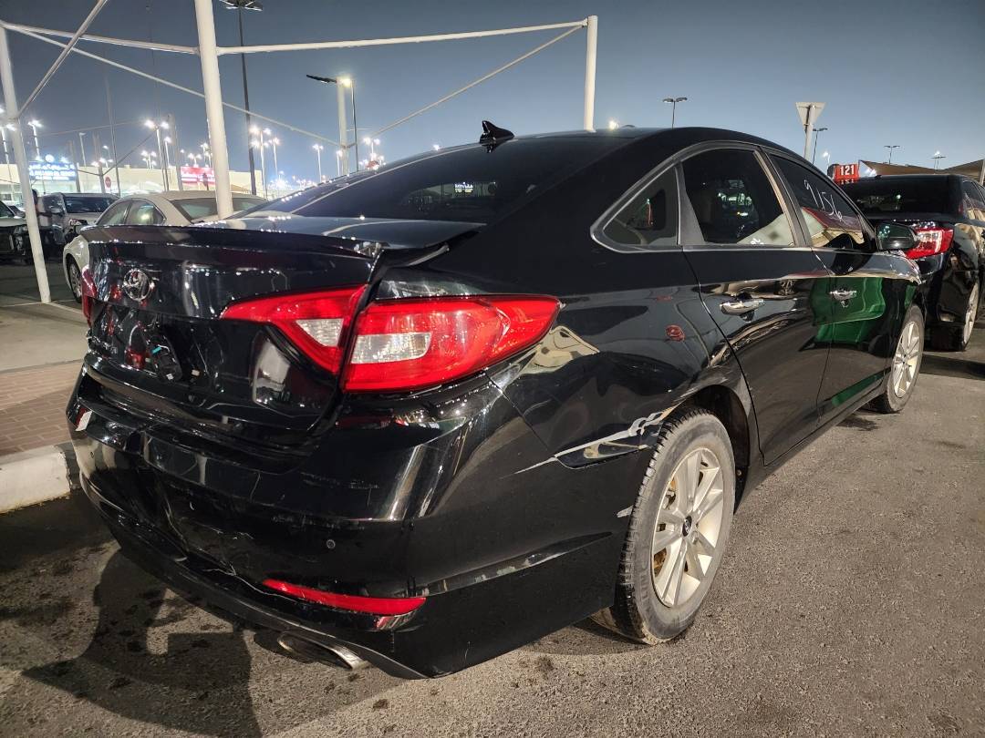 2015 HYUNDAI SONATA — 186397 KM — Lot 005138 — Souq - Marhaba Auctions Used Cars - Image 6