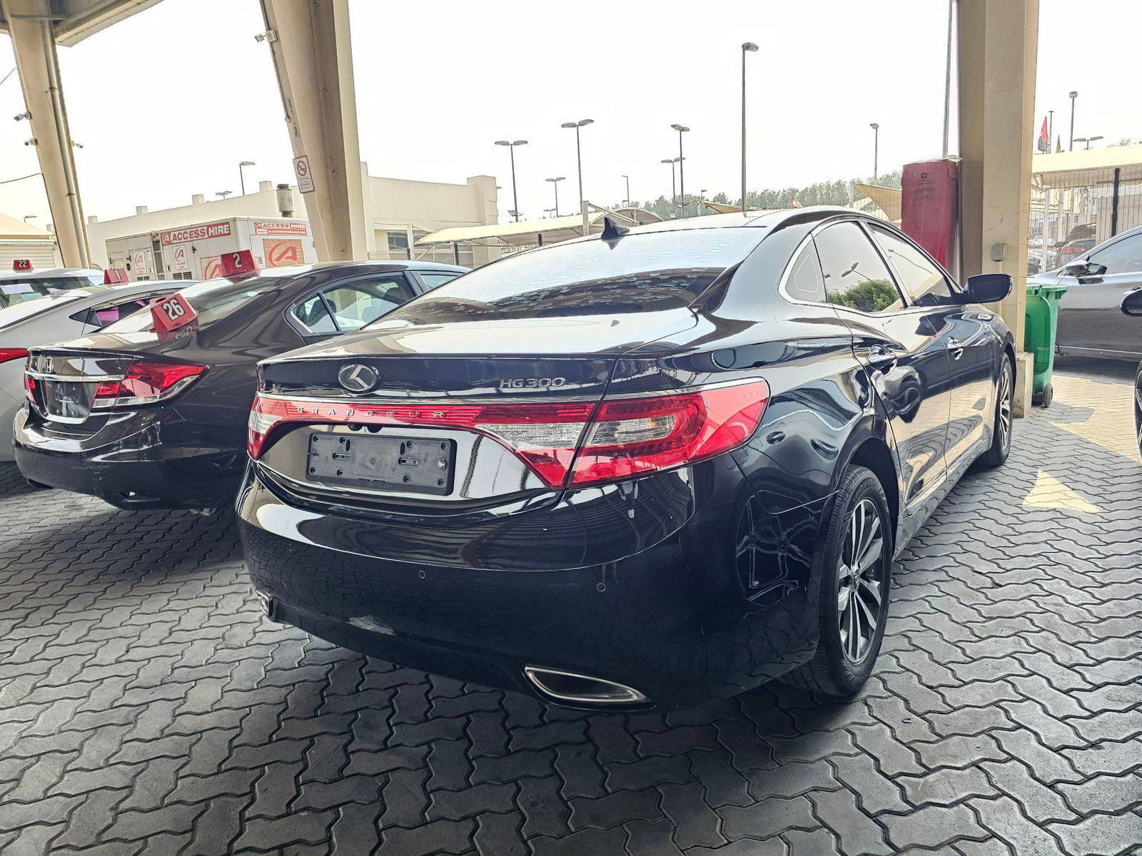 HYUNDAI GRANDEUR 2011 - Marhaba Auction Used Cars - Image 3