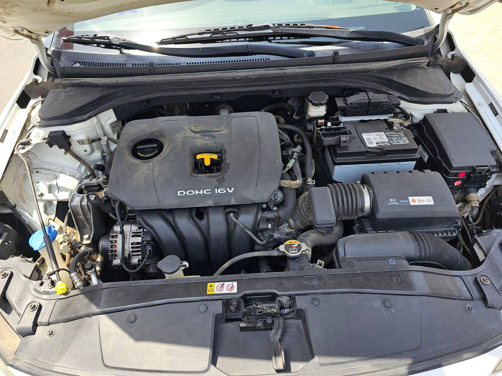 2017 HYUNDAI ELANTRA — 151830 Miles — Lot XHH143850 — Souq - Marhaba Auctions Used Cars - Image 10