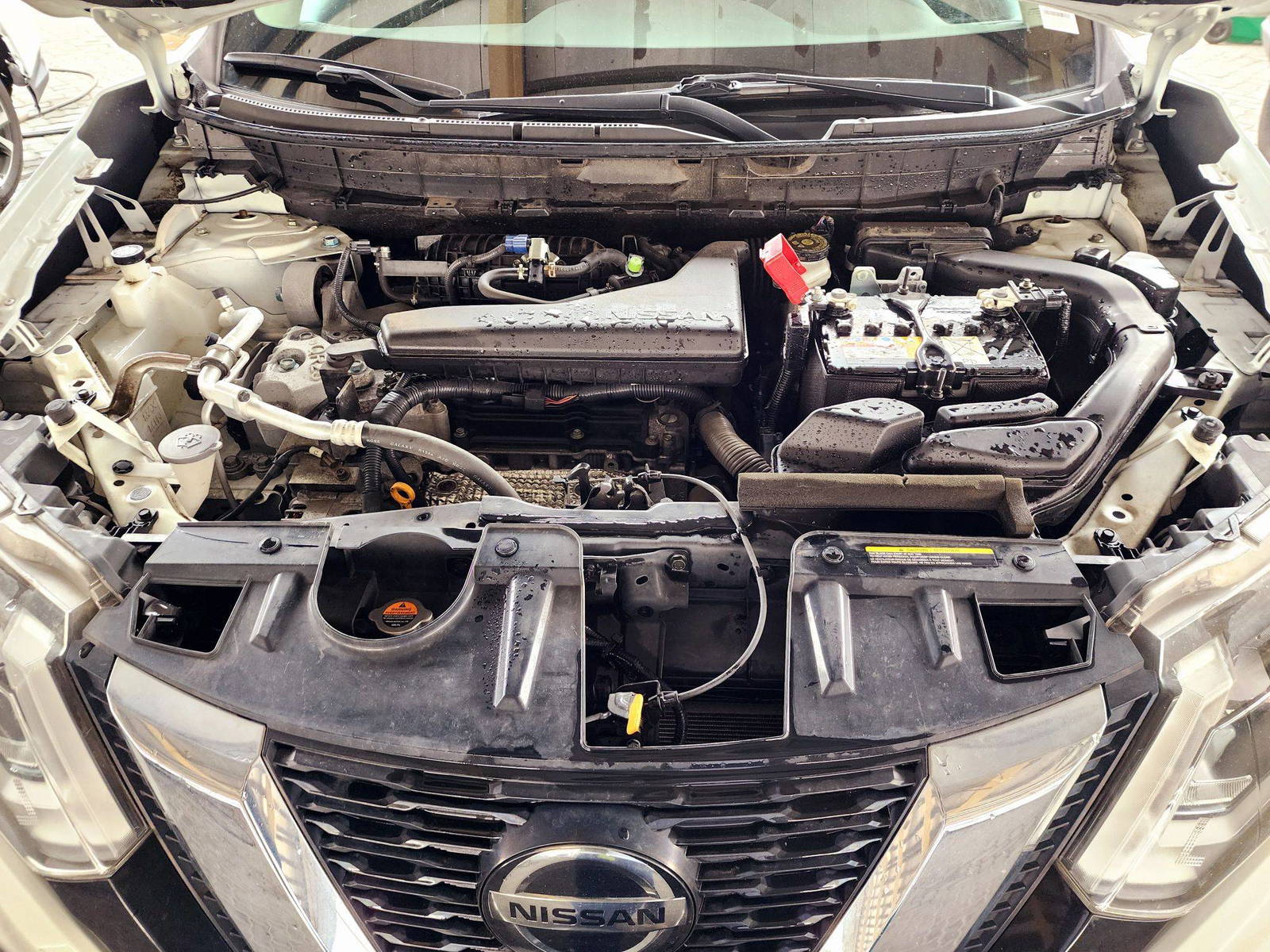 2018 NISSAN ROGUE — 86922 Miles — Lot 40085720 — Main - Marhaba Auctions Used Cars - Image 11
