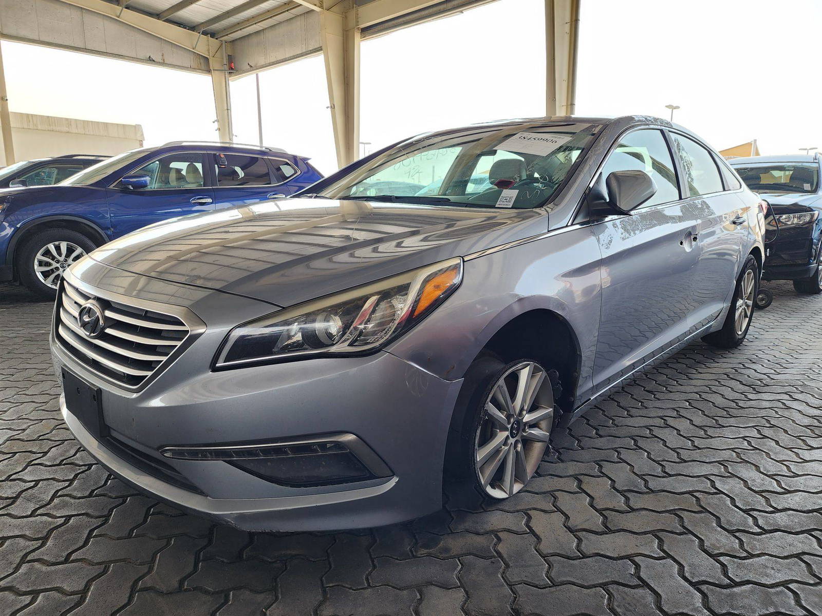 2015 HYUNDAI SONATA — 141738 Miles — Lot 38459906 — Souq - Marhaba Auctions Used Cars - Image 4