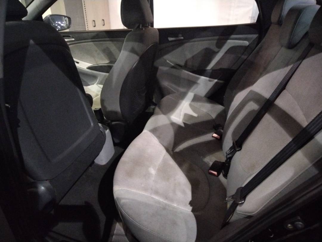 2012 HYUNDAI ACCENT — 136037 Miles — Lot 68102043 - Marhaba Auctions Used Cars - Image 5