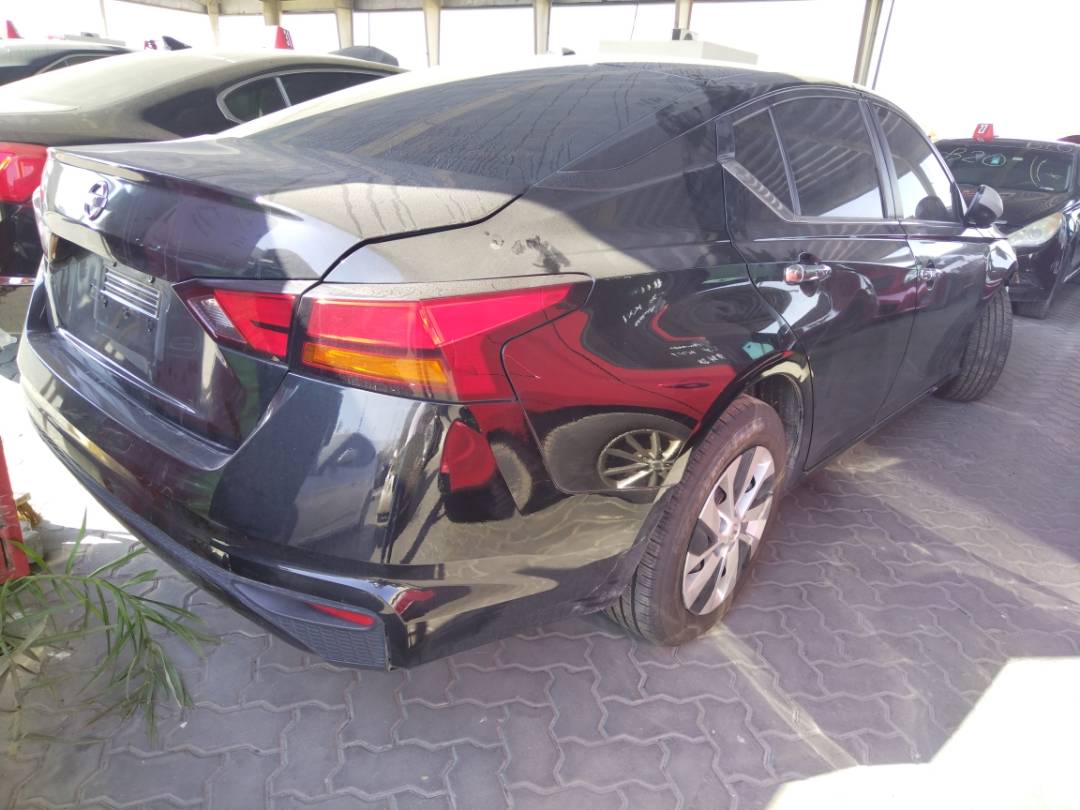 2020 NISSAN ALTIMA — 60117 Miles — Lot 2121212 - Marhaba Auctions Used Cars - Image 5
