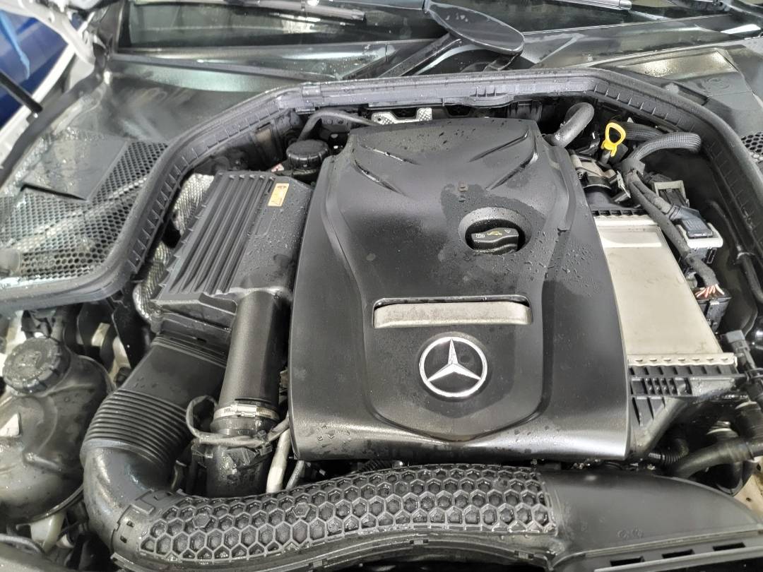 2017 MERCEDES BENZ C300 — 75205 Miles — Lot 190045 - Marhaba Auctions Used Cars - Image 8