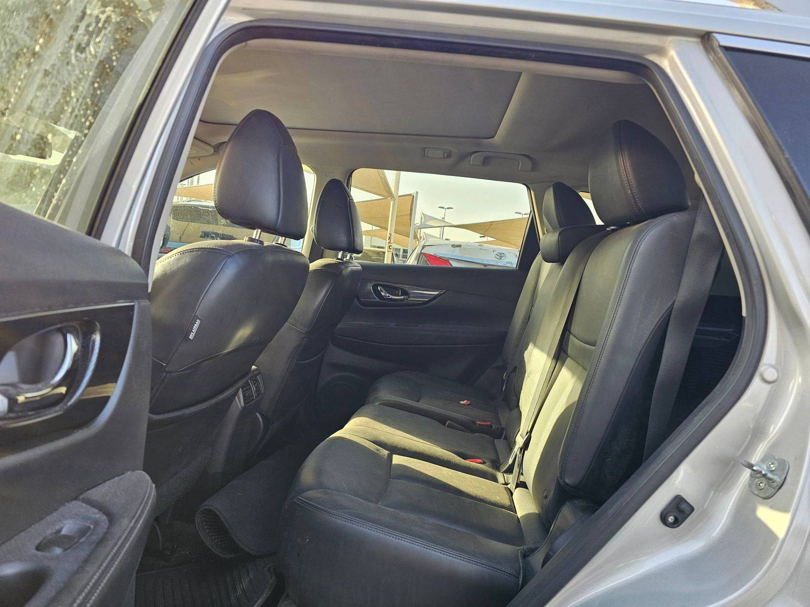 2015 NISSAN ROGUE — 209620 KM — Lot FC860637 — Souq - Marhaba Auctions Used Cars - Image 6